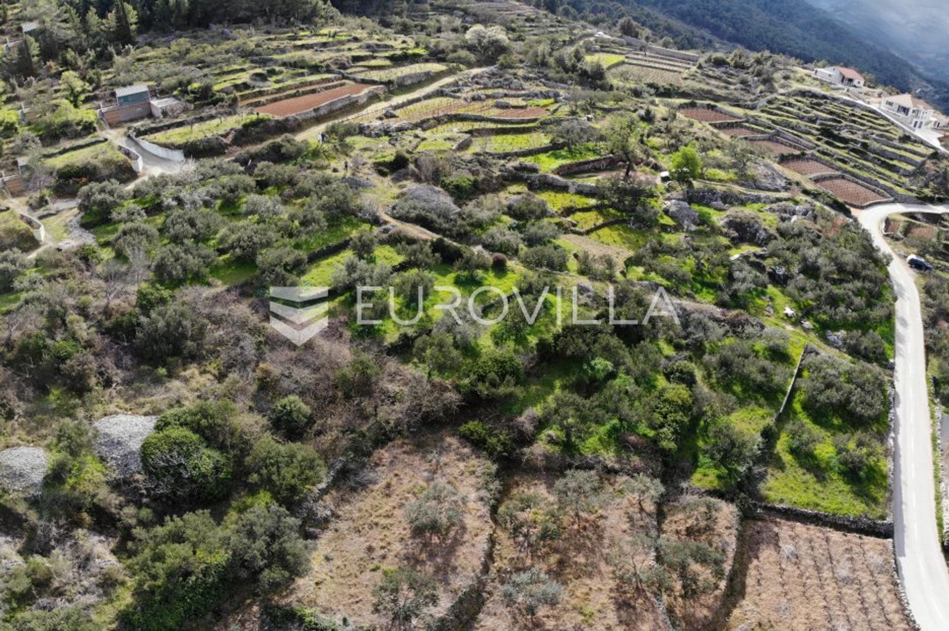 Land in Vrisnik, Split-Dalmatia County 12015673