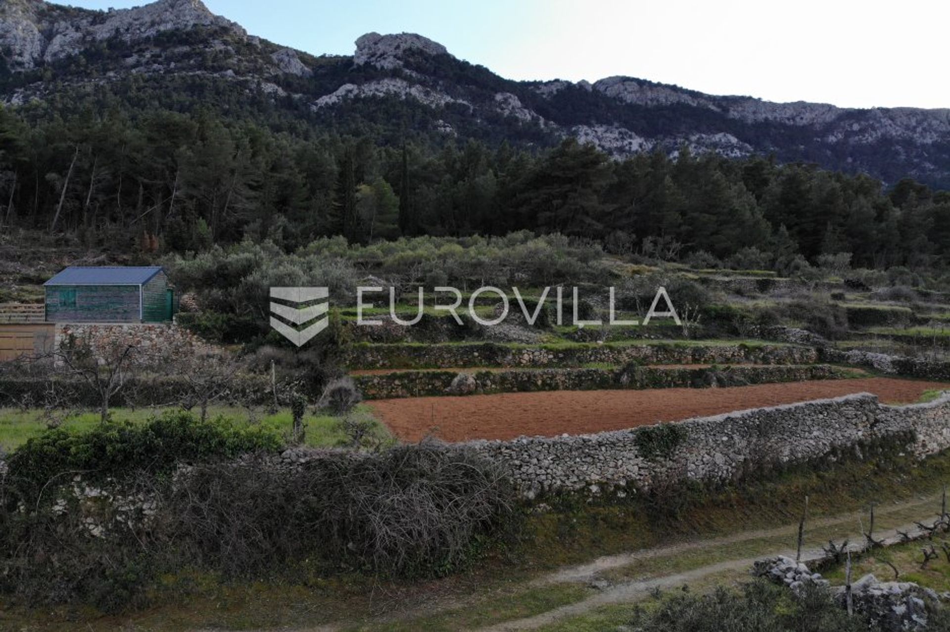 Land in Vrisnik, Split-Dalmatia County 12015684