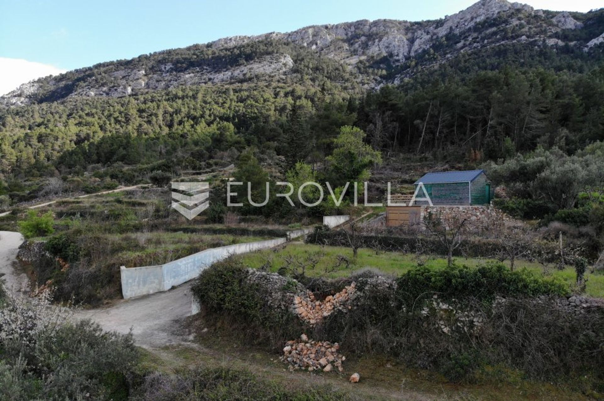 Land im Vrisnik, Split-Dalmatia County 12015684