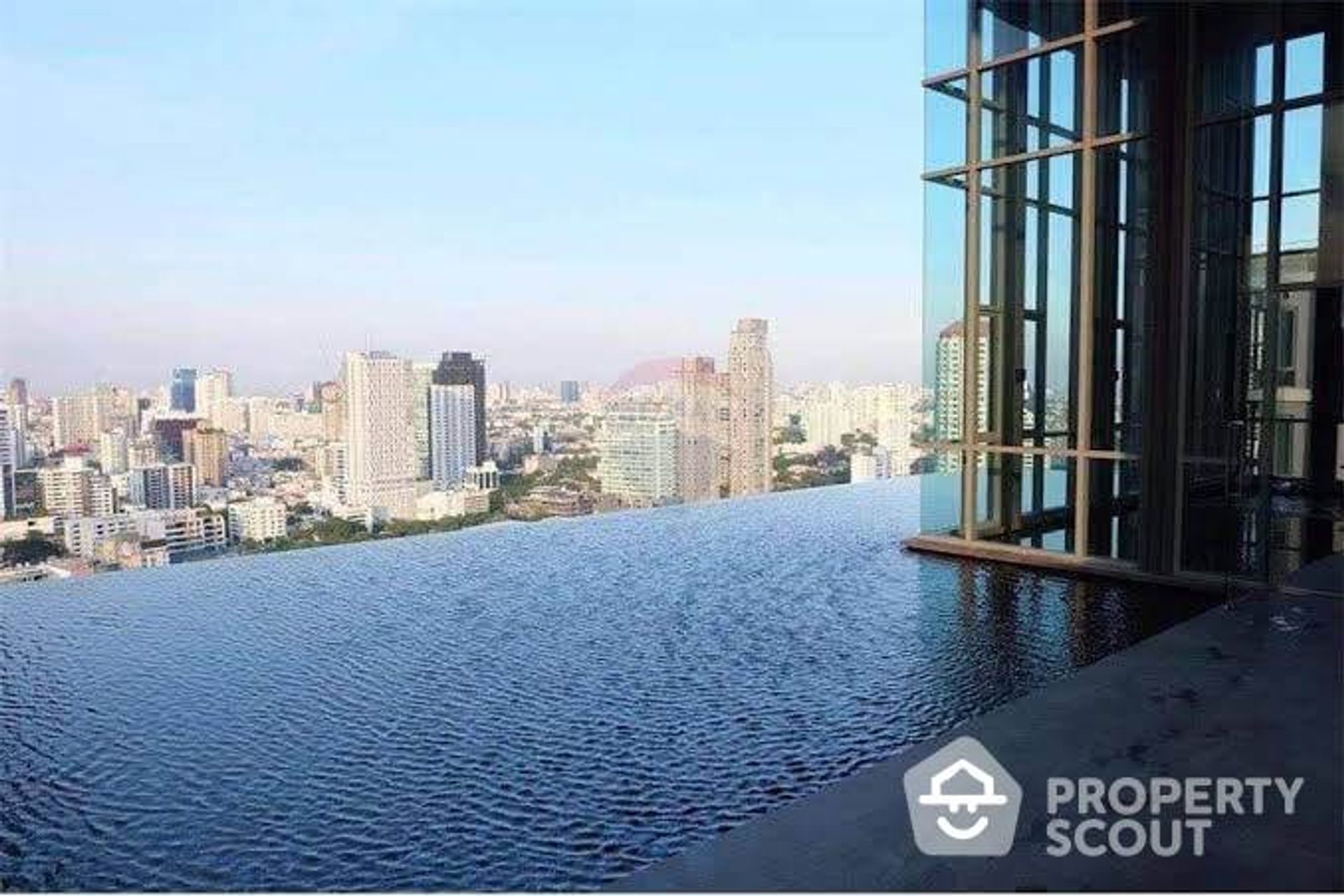 Condominio en Watthana, Krung Thep Maha Nakhon 12016215