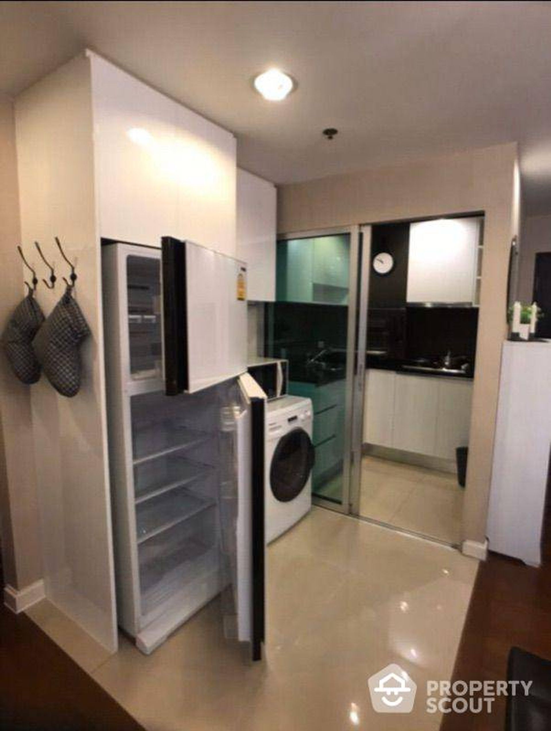 Condominio nel Ban Na canzone, Krung Thep Maha Nakhon 12016354