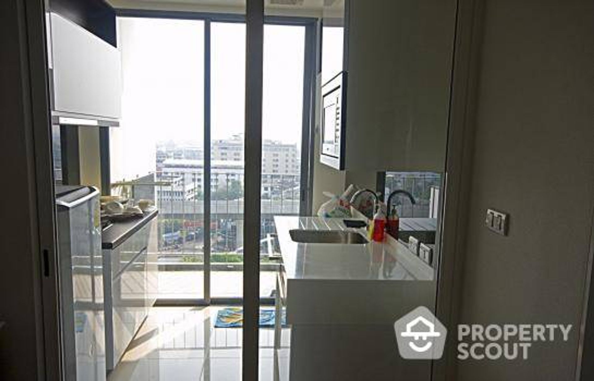 Condominium in Phra Khanong, Krung Thep Maha Nakhon 12016750