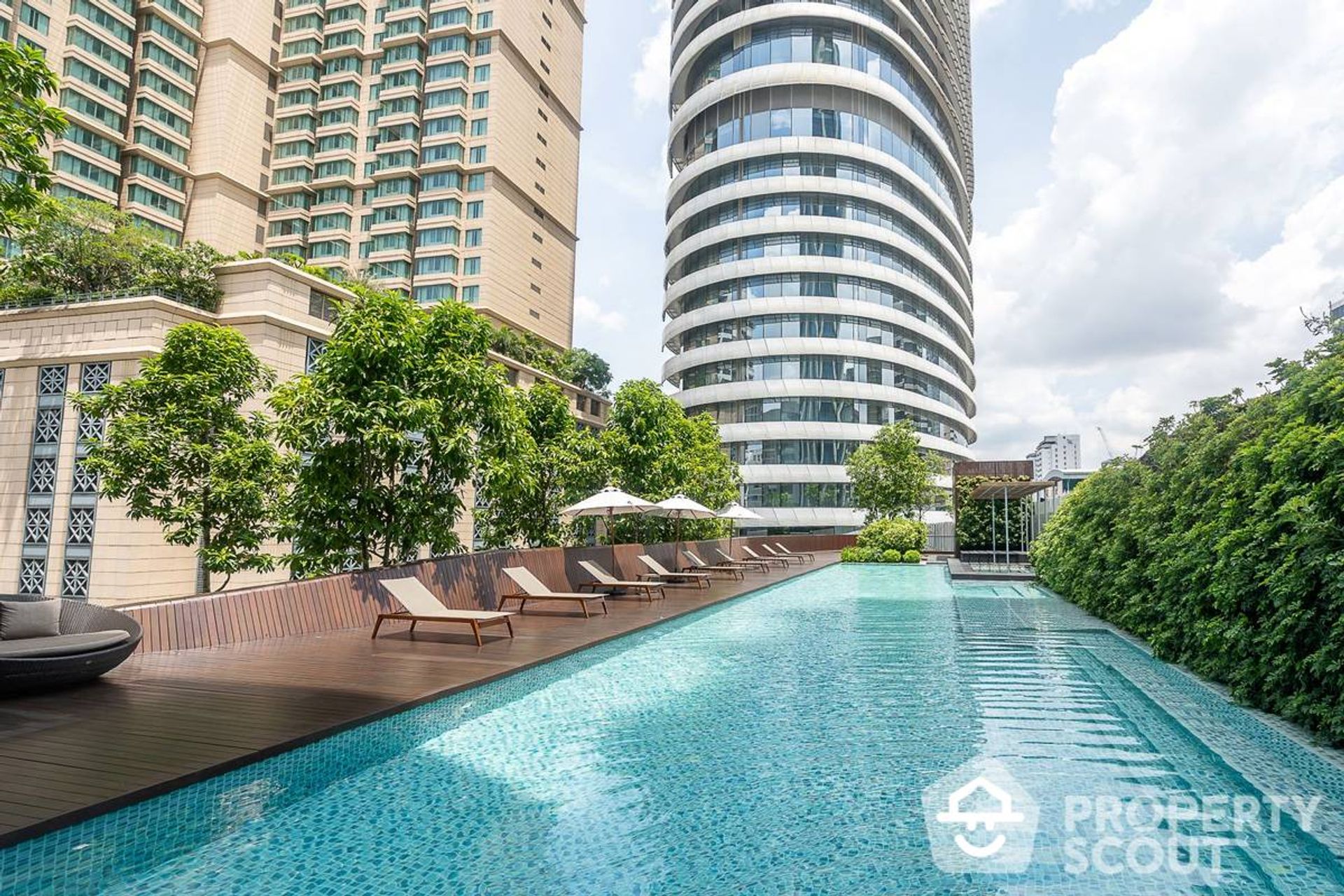 Condominium in Ratchathewi, Krung Thep Maha Nakhon 12017166