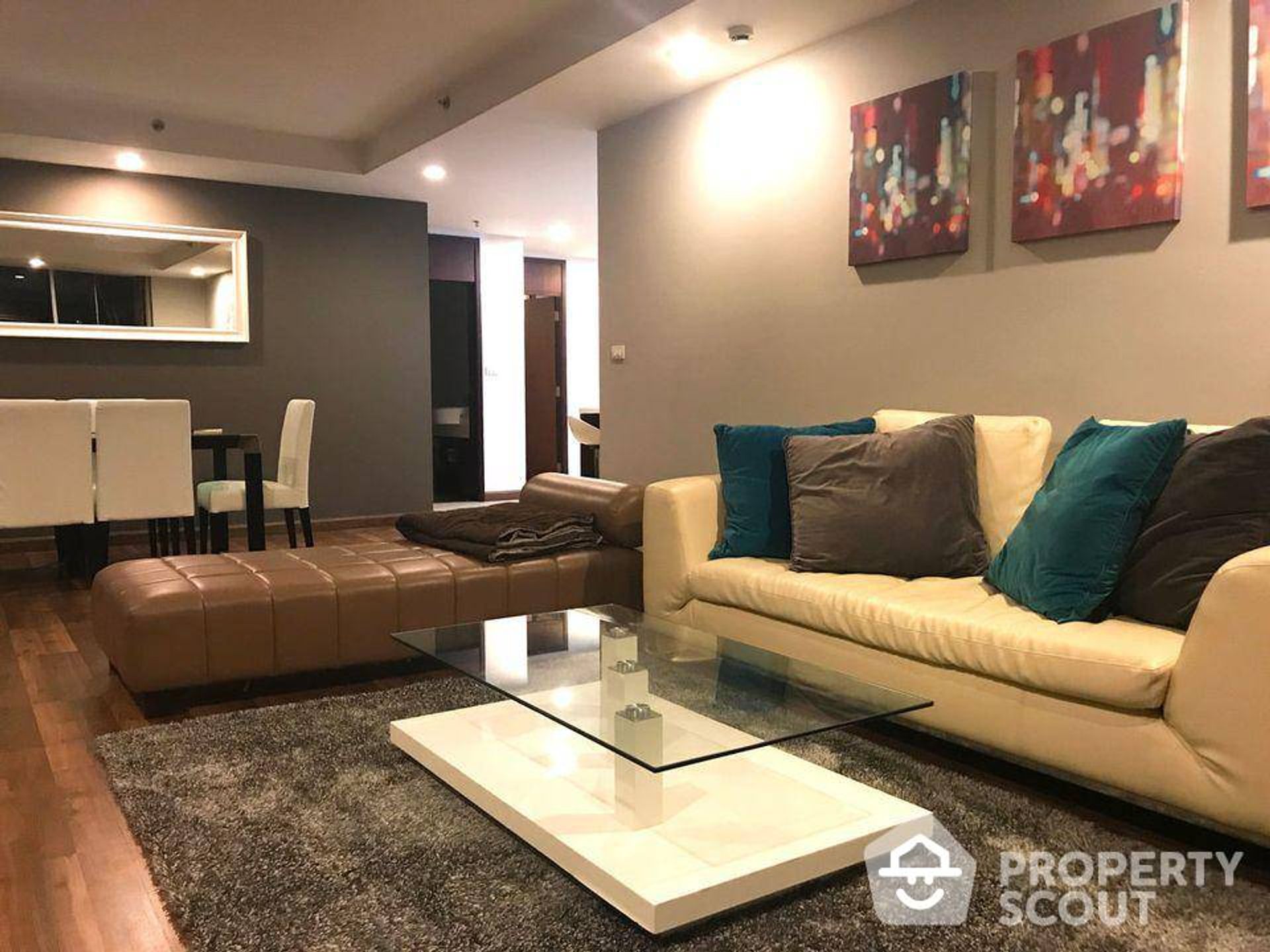 Condominium in Pathum Wan, Krung Thep Maha Nakhon 12017173