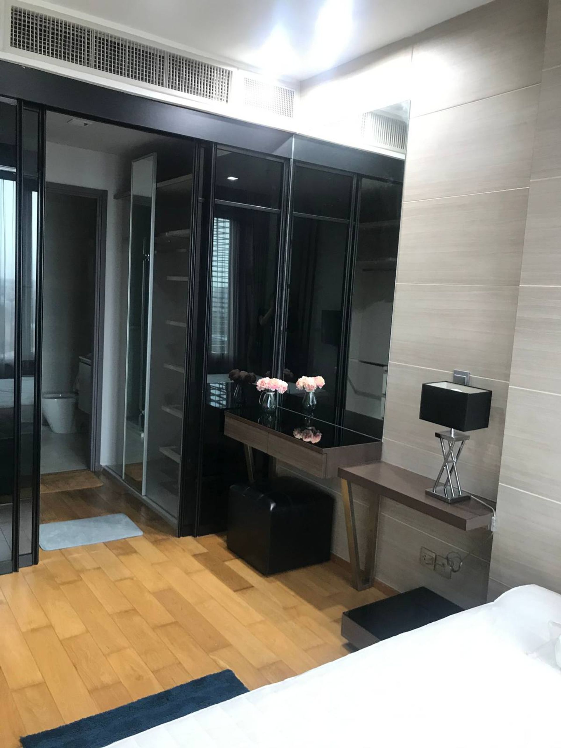 Condominium in Watthana, Krung Thep Maha Nakhon 12017562