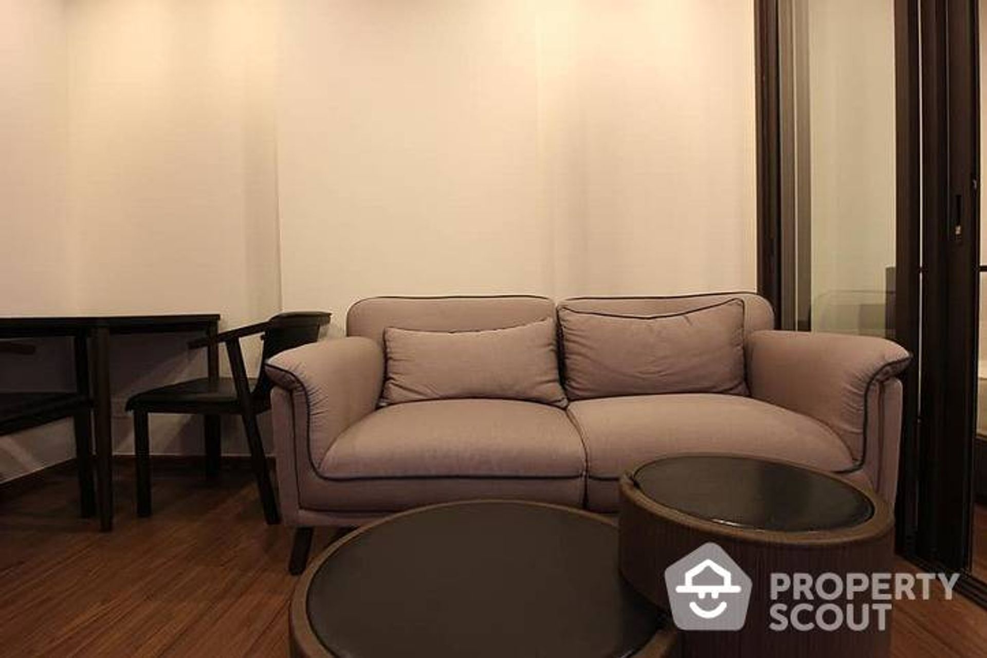 Condominium in Phra Khanong, Krung Thep Maha Nakhon 12017699