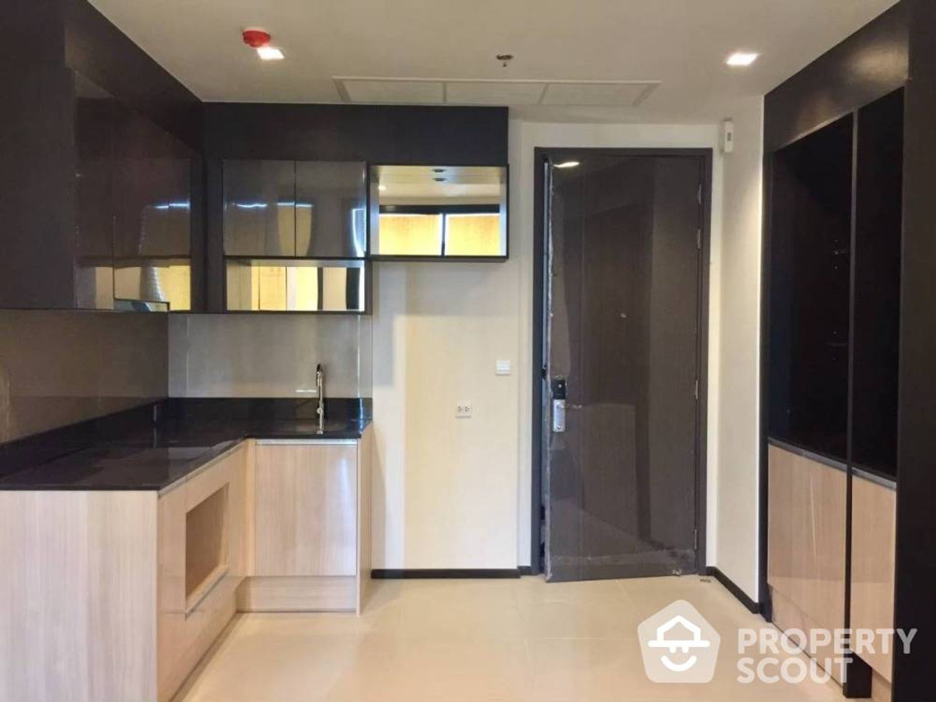 Condominio en Khlong Toei, Krung Thep Maha Nakhon 12017745