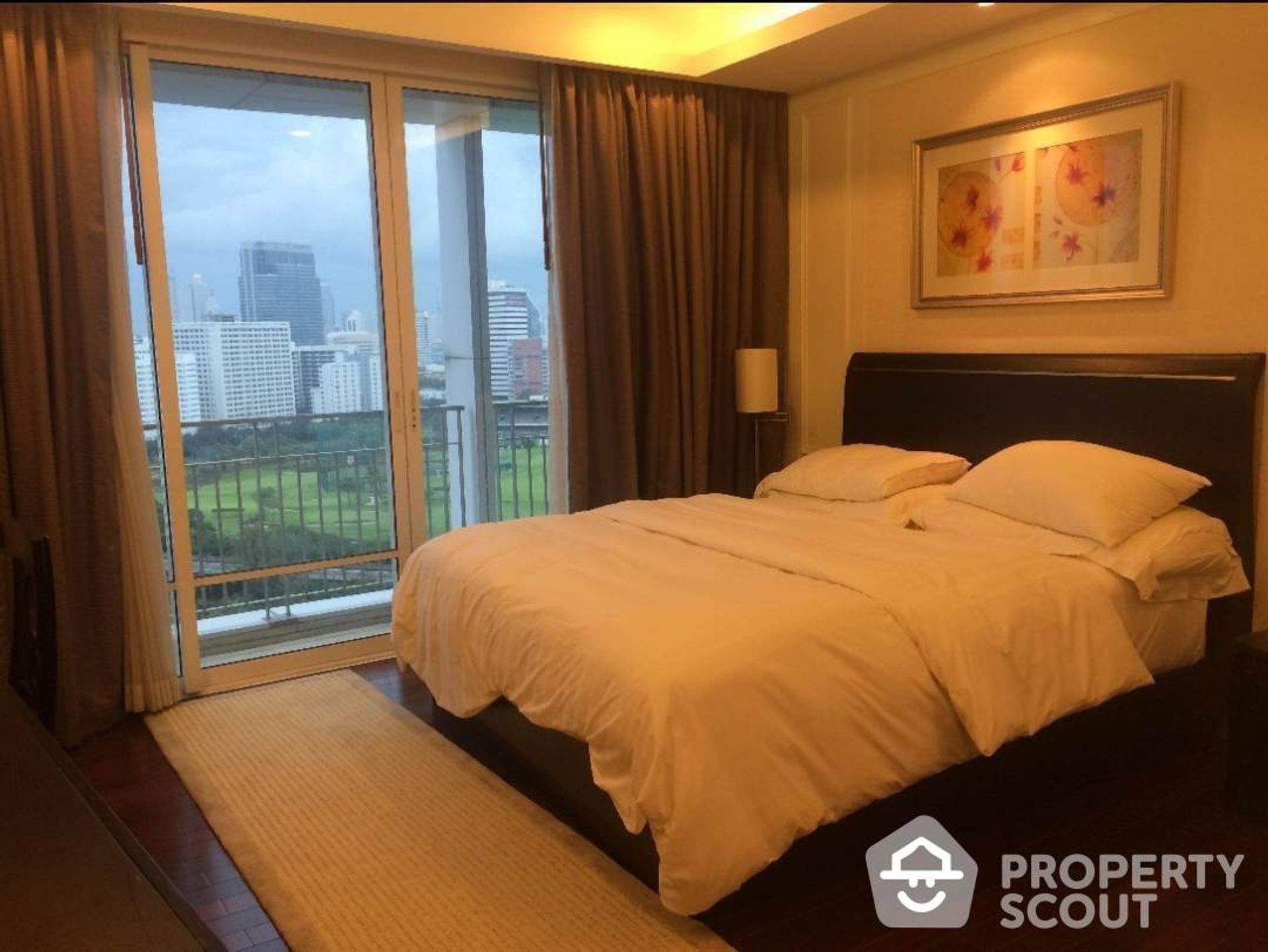 Condominium in Pathum Wan, Krung Thep Maha Nakhon 12017878