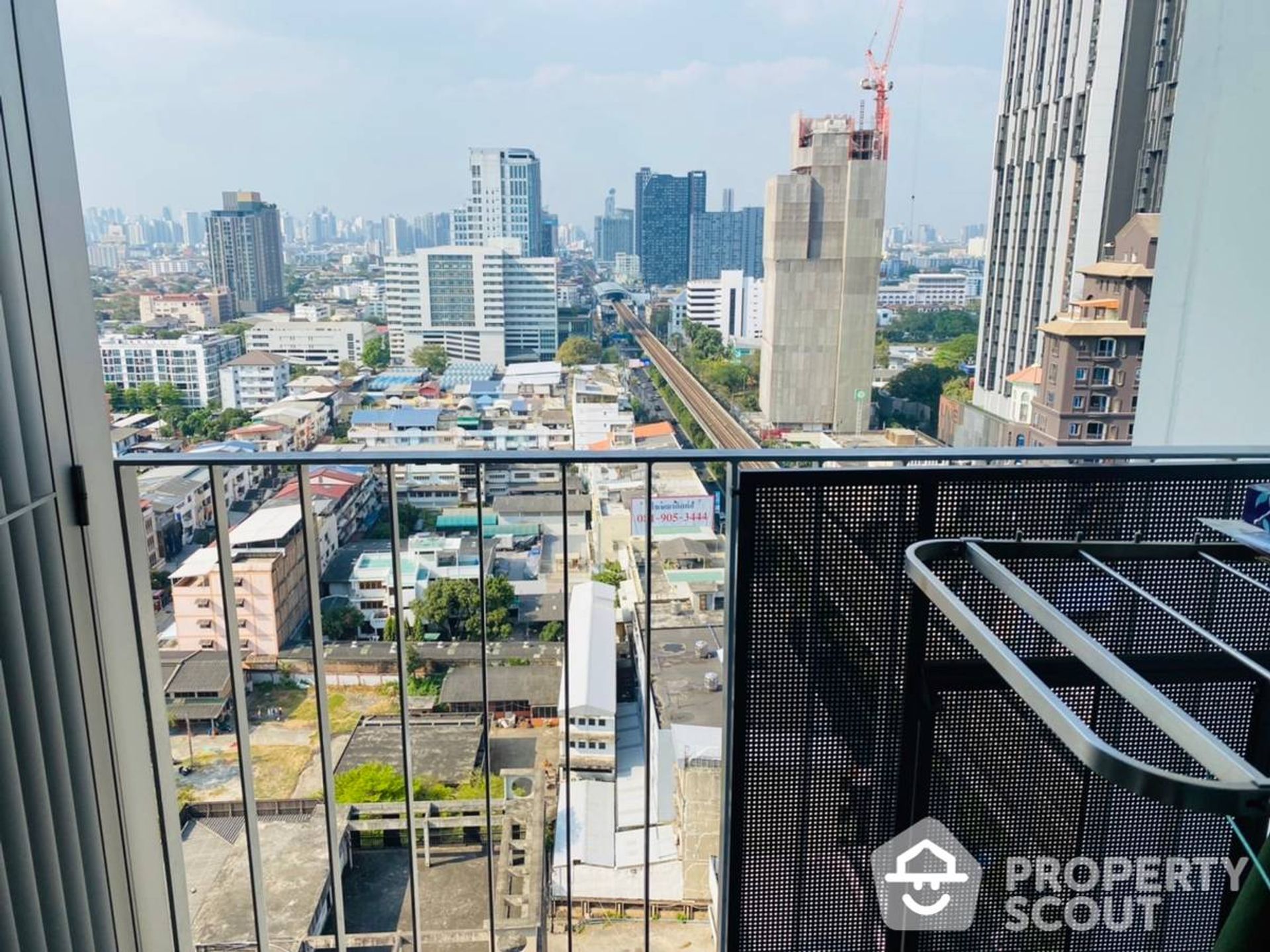 Condominio en Phra Khanong, Krung Thep Maha Nakhon 12018145