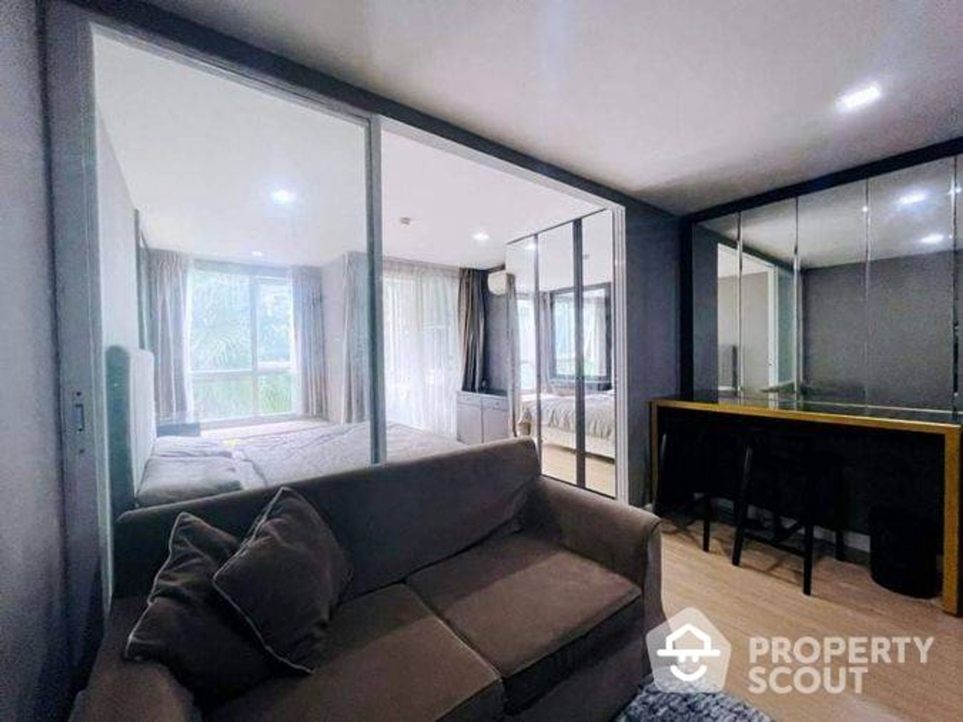 Condominium in , Krung Thep Maha Nakhon 12018268