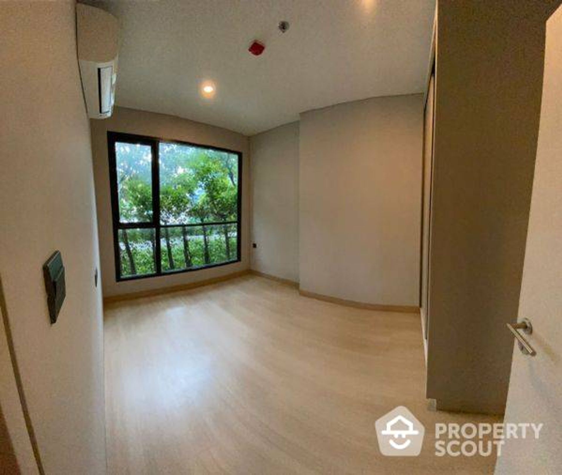 Condominium in , Krung Thep Maha Nakhon 12018477