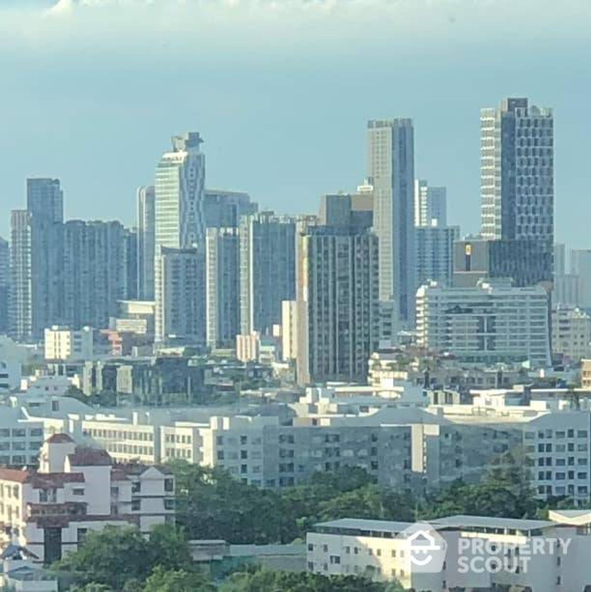 Borettslag i Ban Khlong Samrong, Samut Prakan 12018540