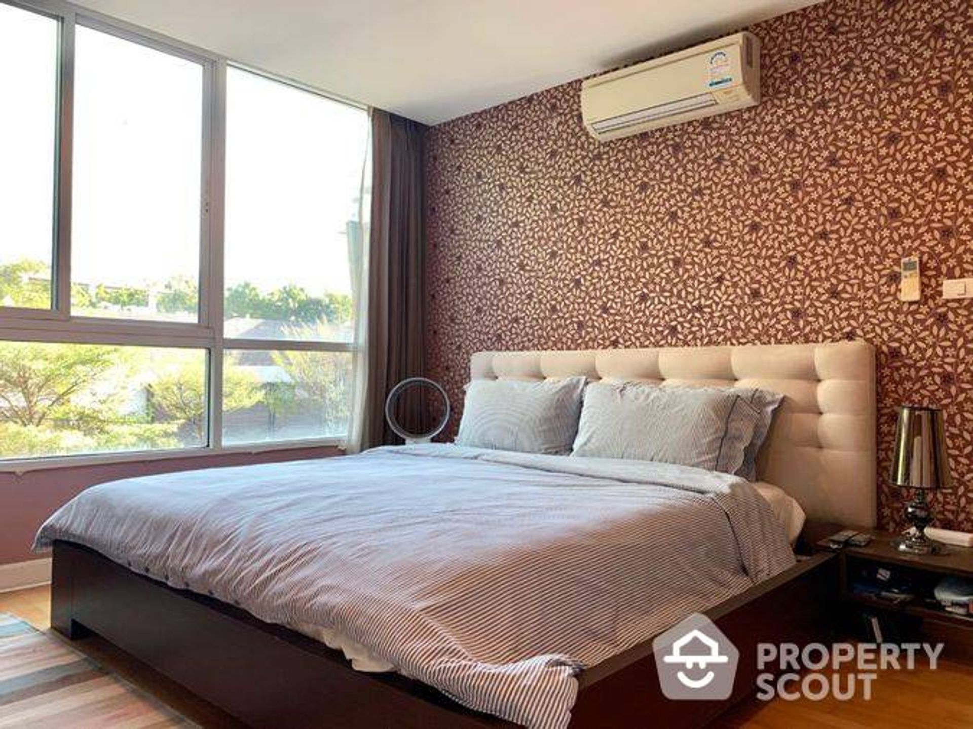 Condominium in Godown, Krung Thep Maha Nakhon 12018929