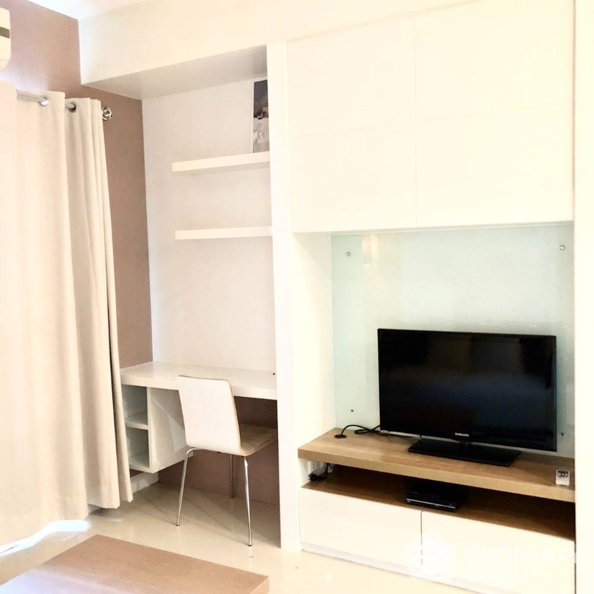 Condominium in Godown, Krung Thep Maha Nakhon 12019012