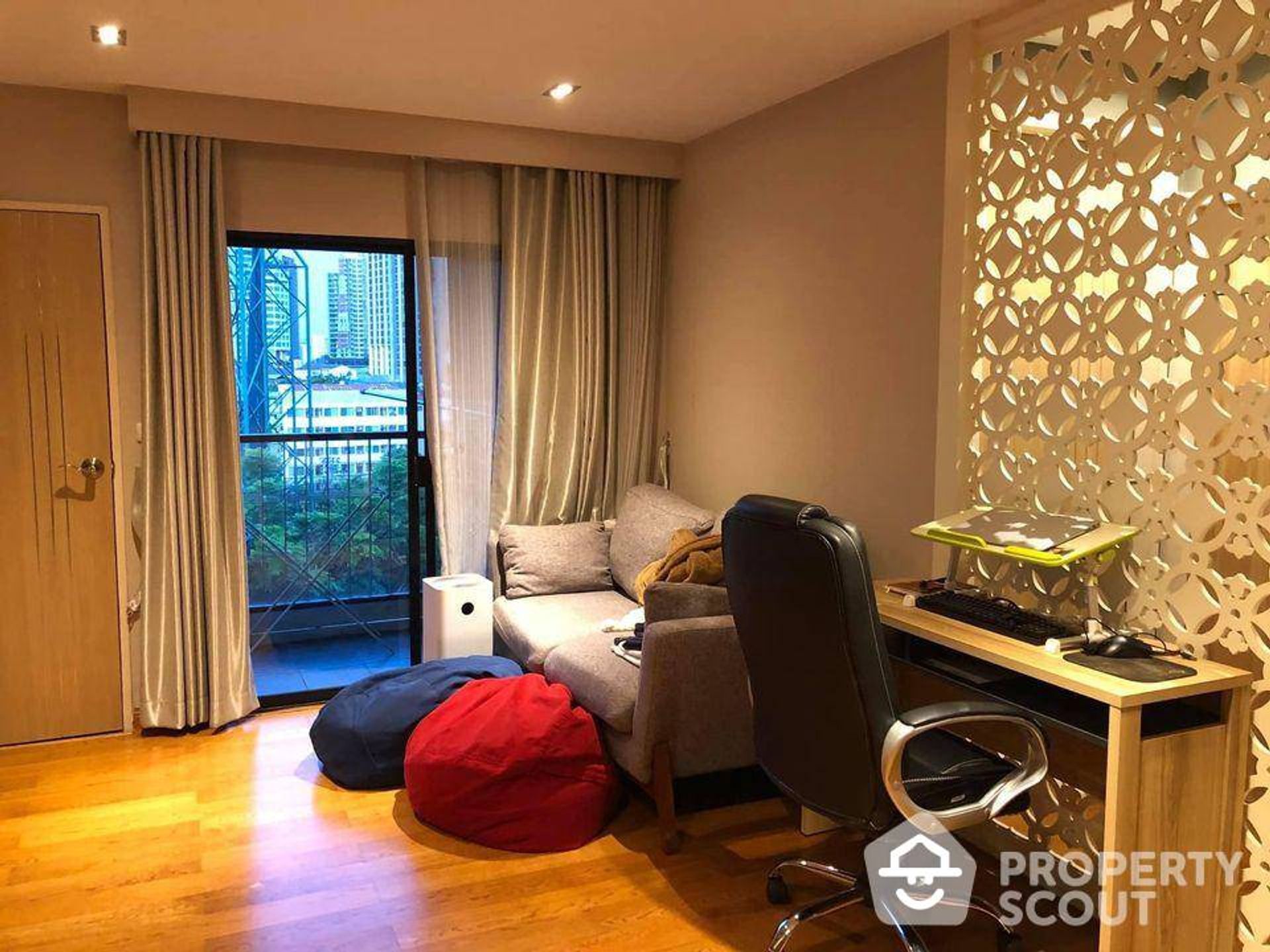 Condominium in Watthana, Krung Thep Maha Nakhon 12019255