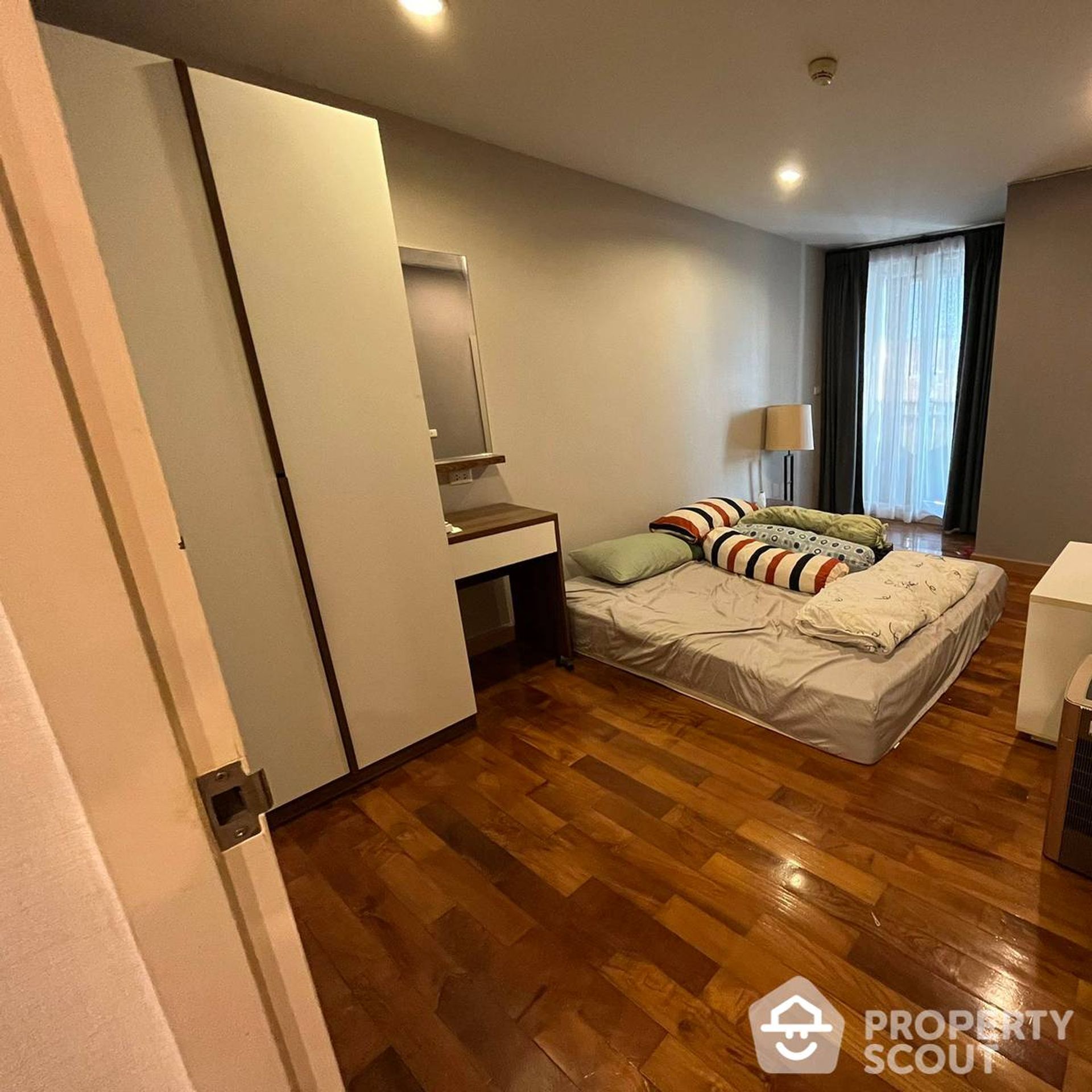 Condominium in Watthana, Krung Thep Maha Nakhon 12019291