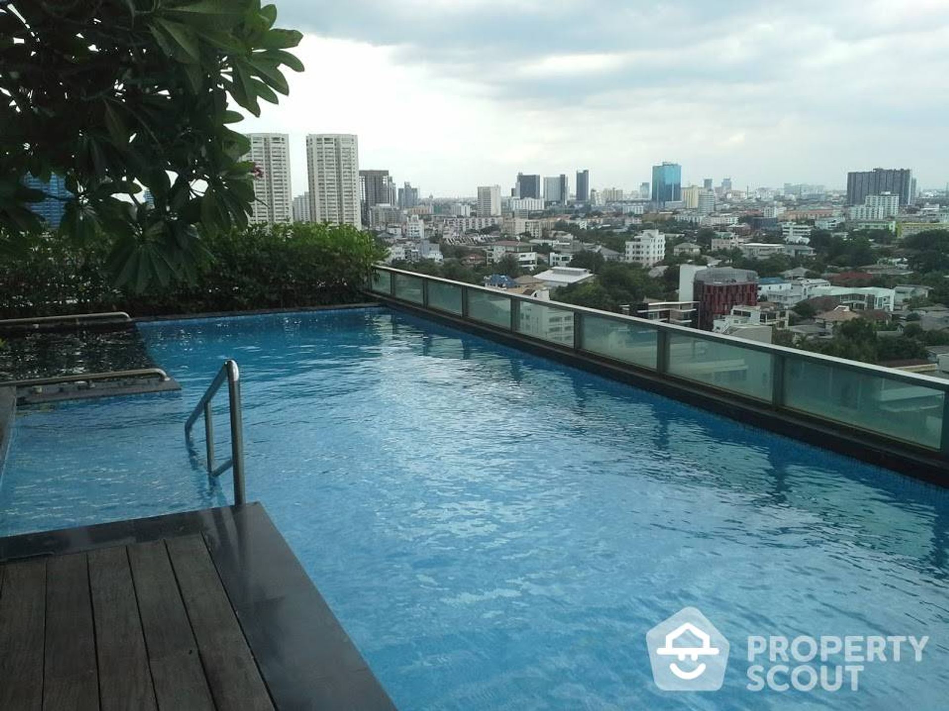 Condominium dans Watthana, Krung Thep Maha Nakhon 12019293