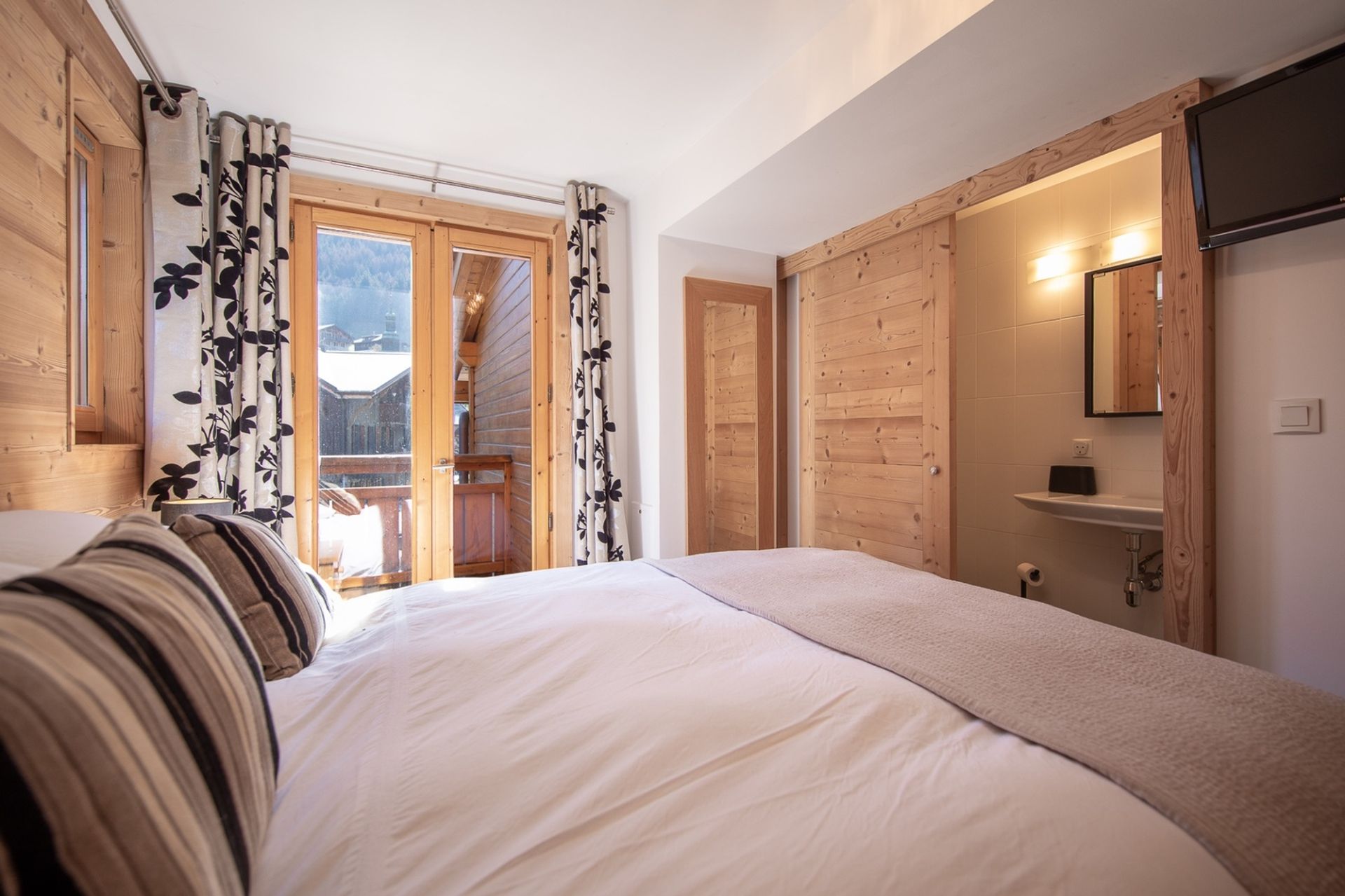 Condominio en Morzine, Auvergne-Rhône-Alpes 12021205