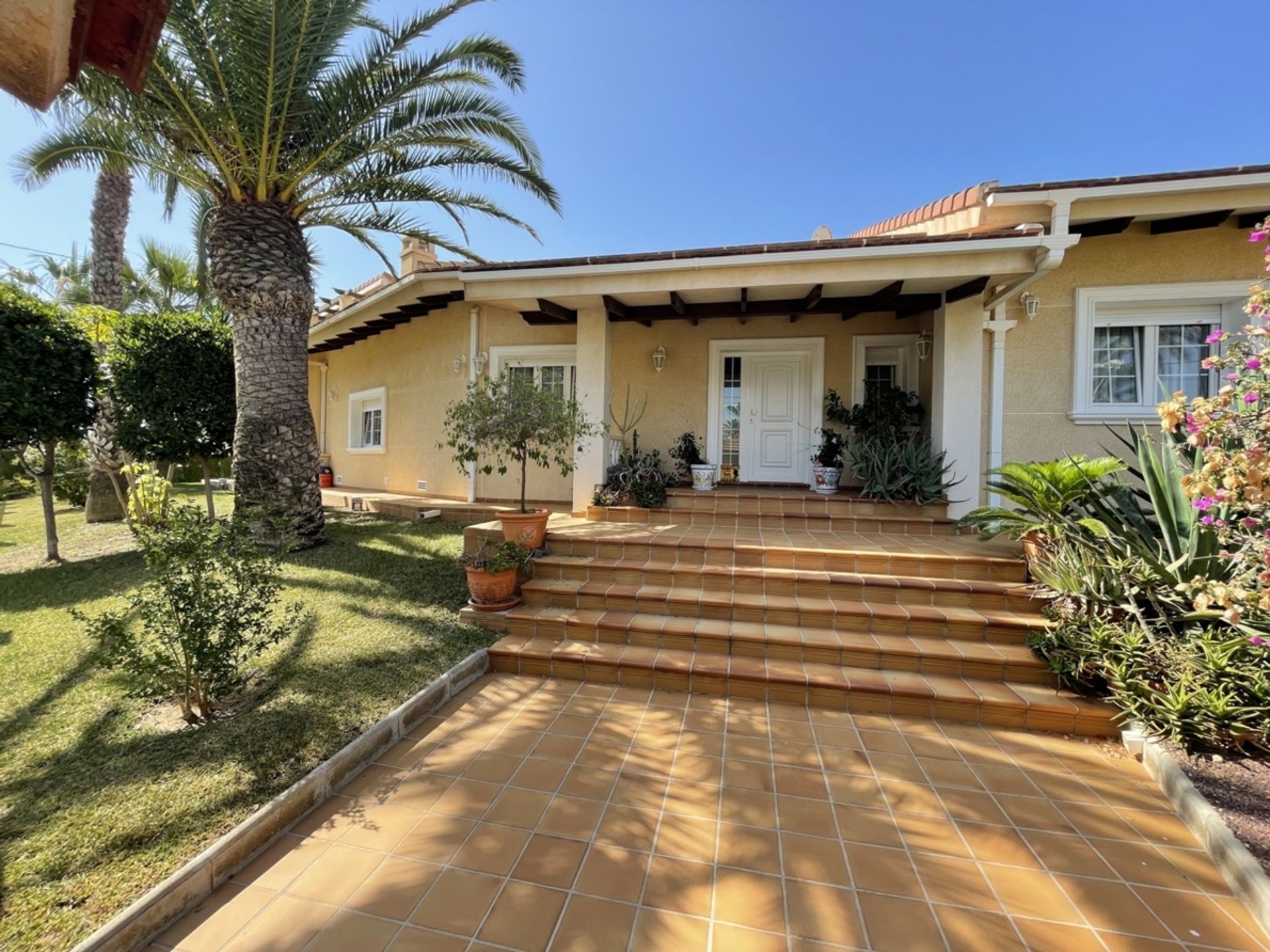 بيت في Cabo Roig, Comunidad Valenciana 12022788