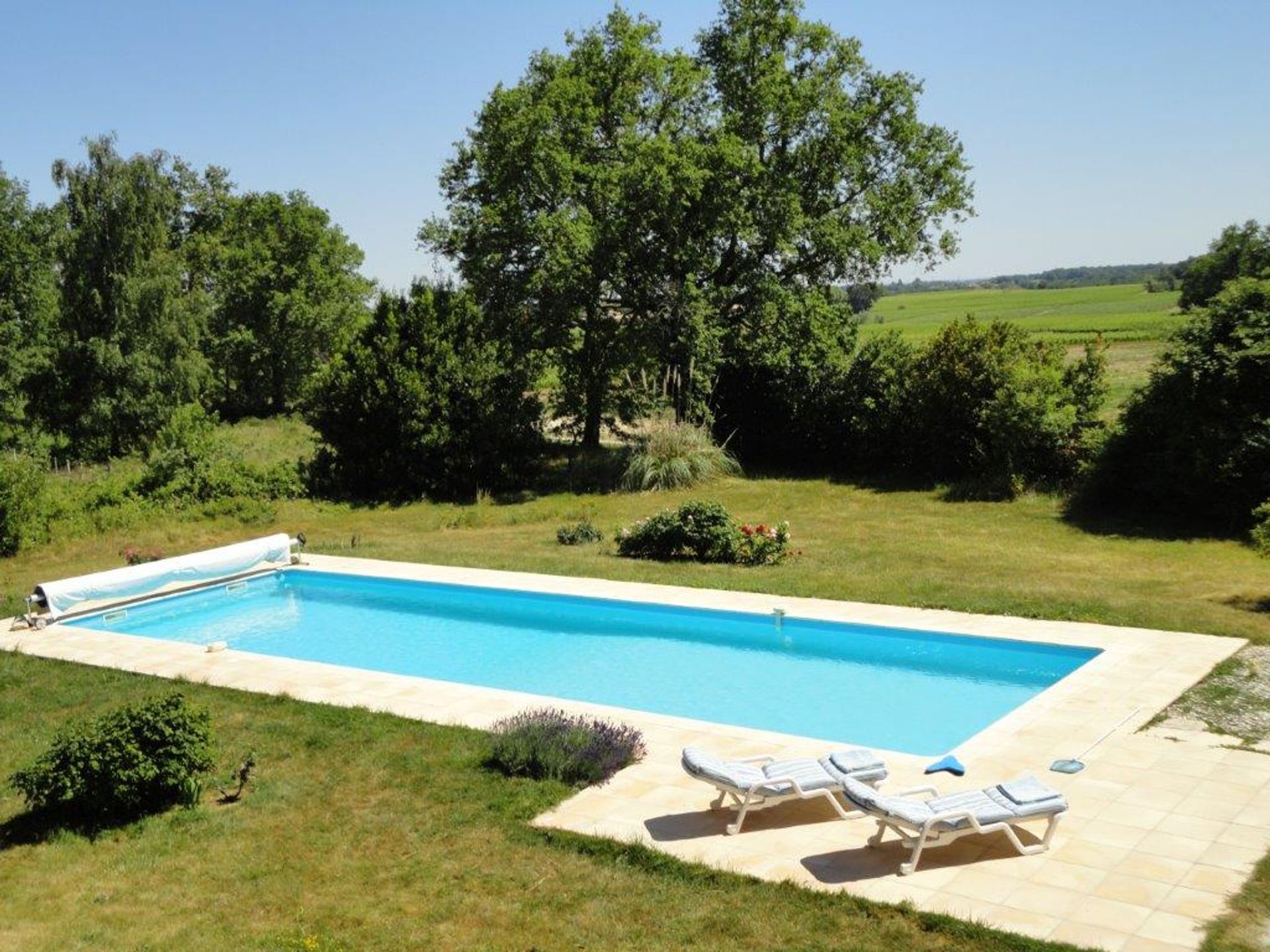 Huis in Saint-Martin-Lacaussade, Nouvelle-Aquitaine 12023695