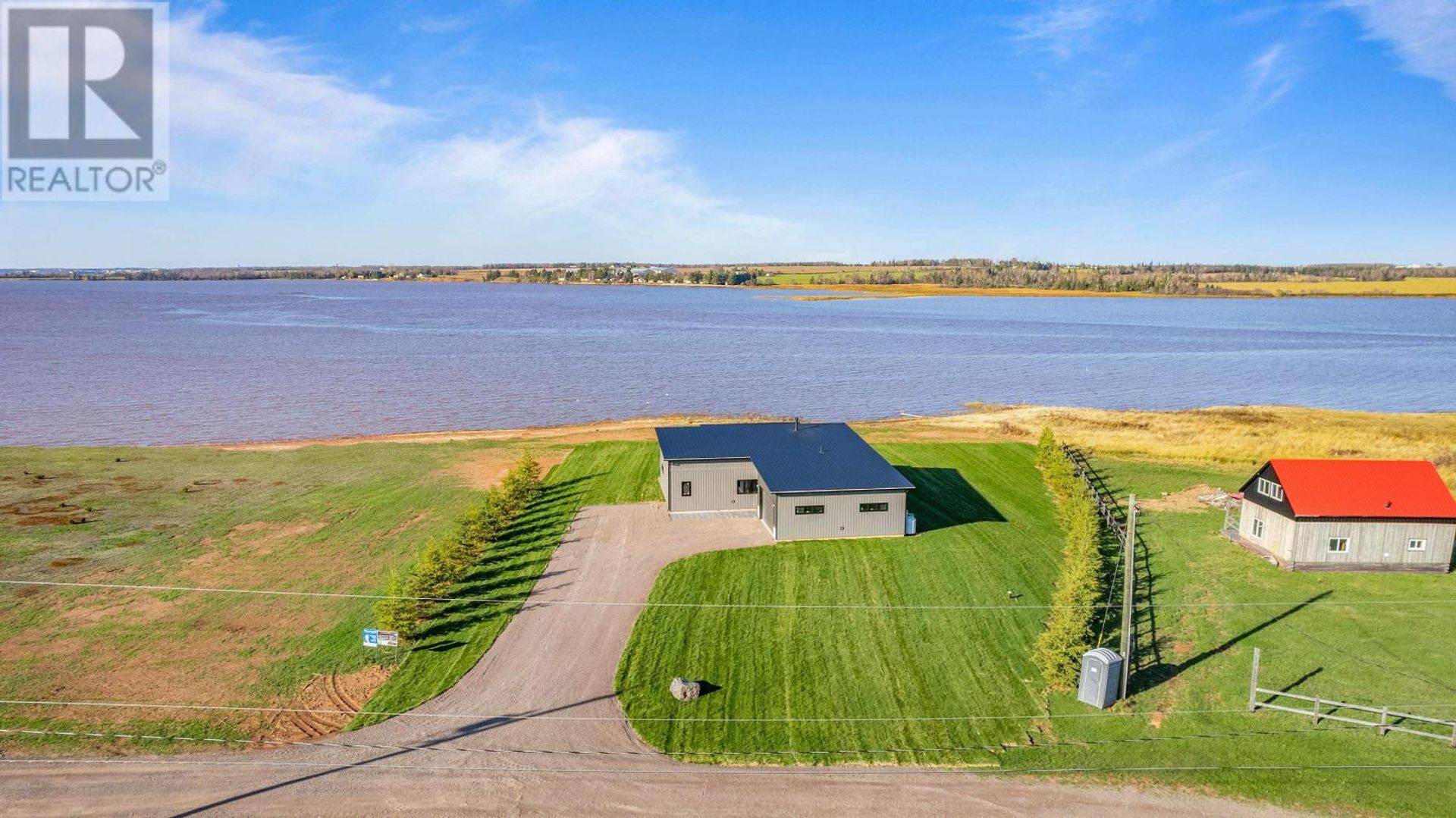 House in Bedeque, Prince Edward Island 12024068