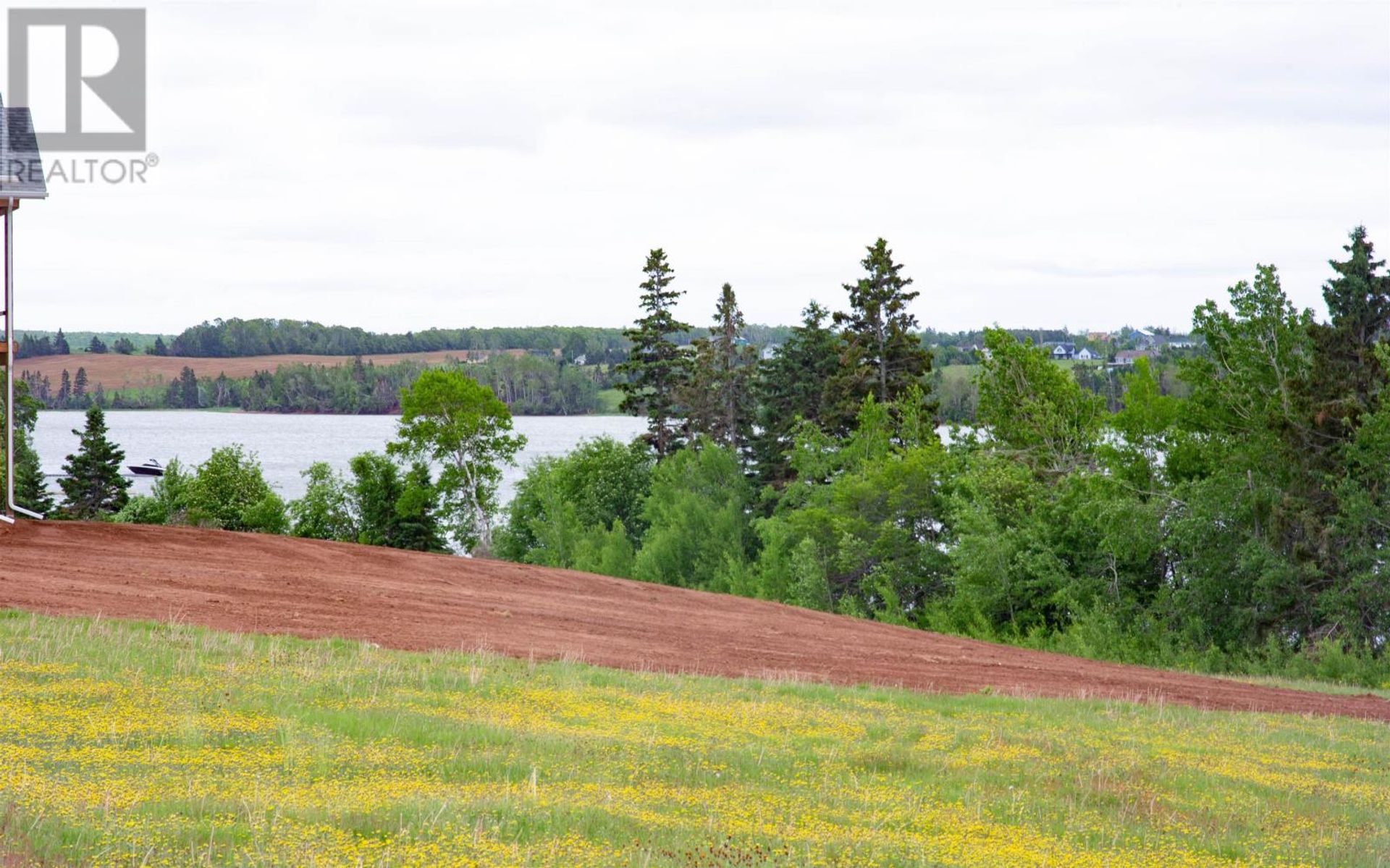 الأرض في Clyde River, Prince Edward Island 12024119