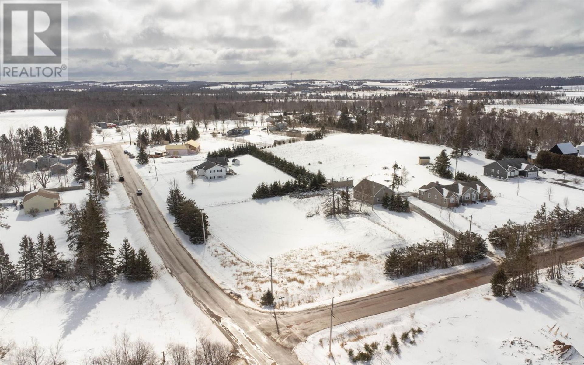 Terre dans Stratford, Île-du-Prince-Édouard 12024132