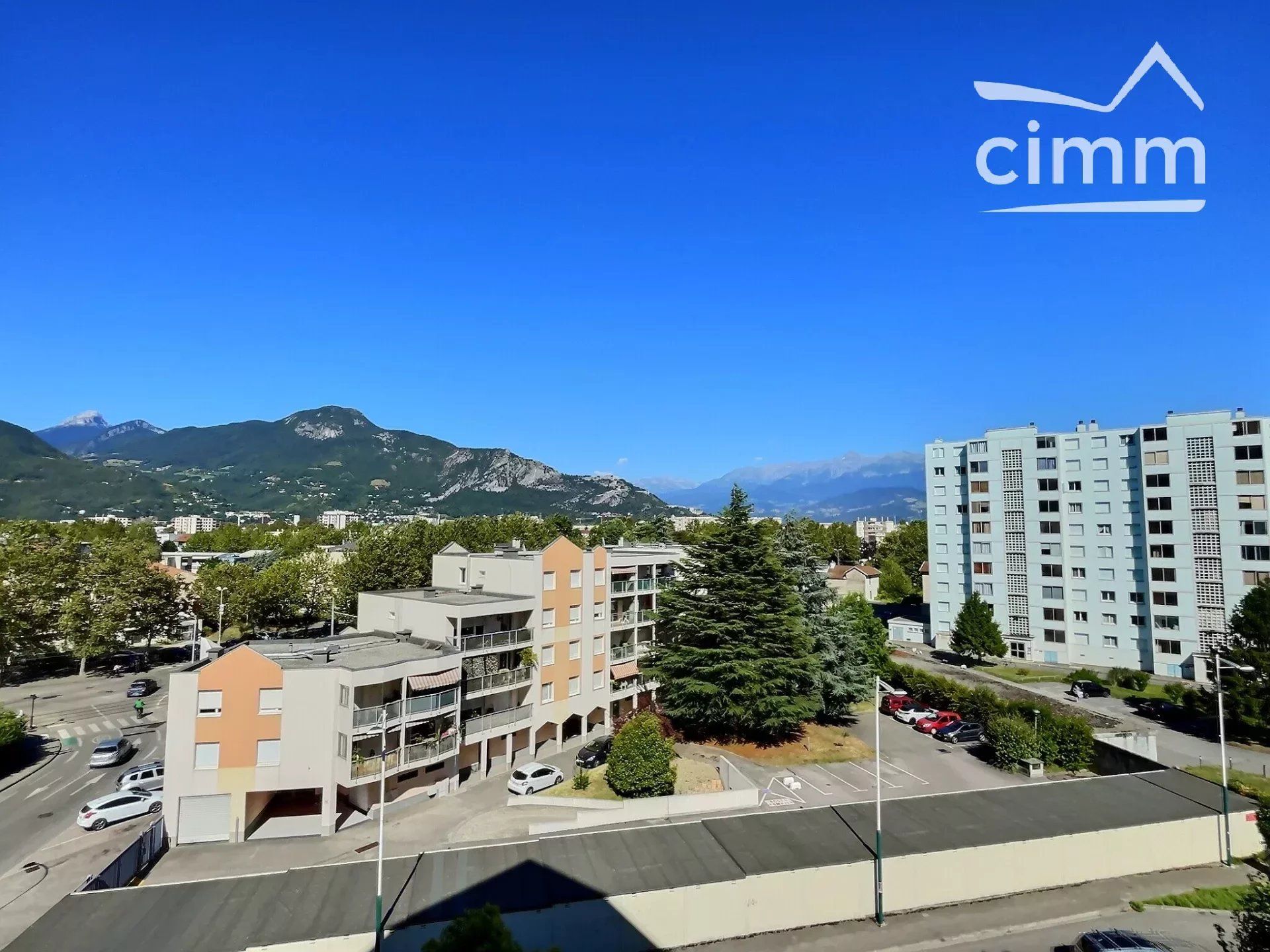 Kondominium dalam Fontaine, Auvergne-Rhone-Alpes 12024606