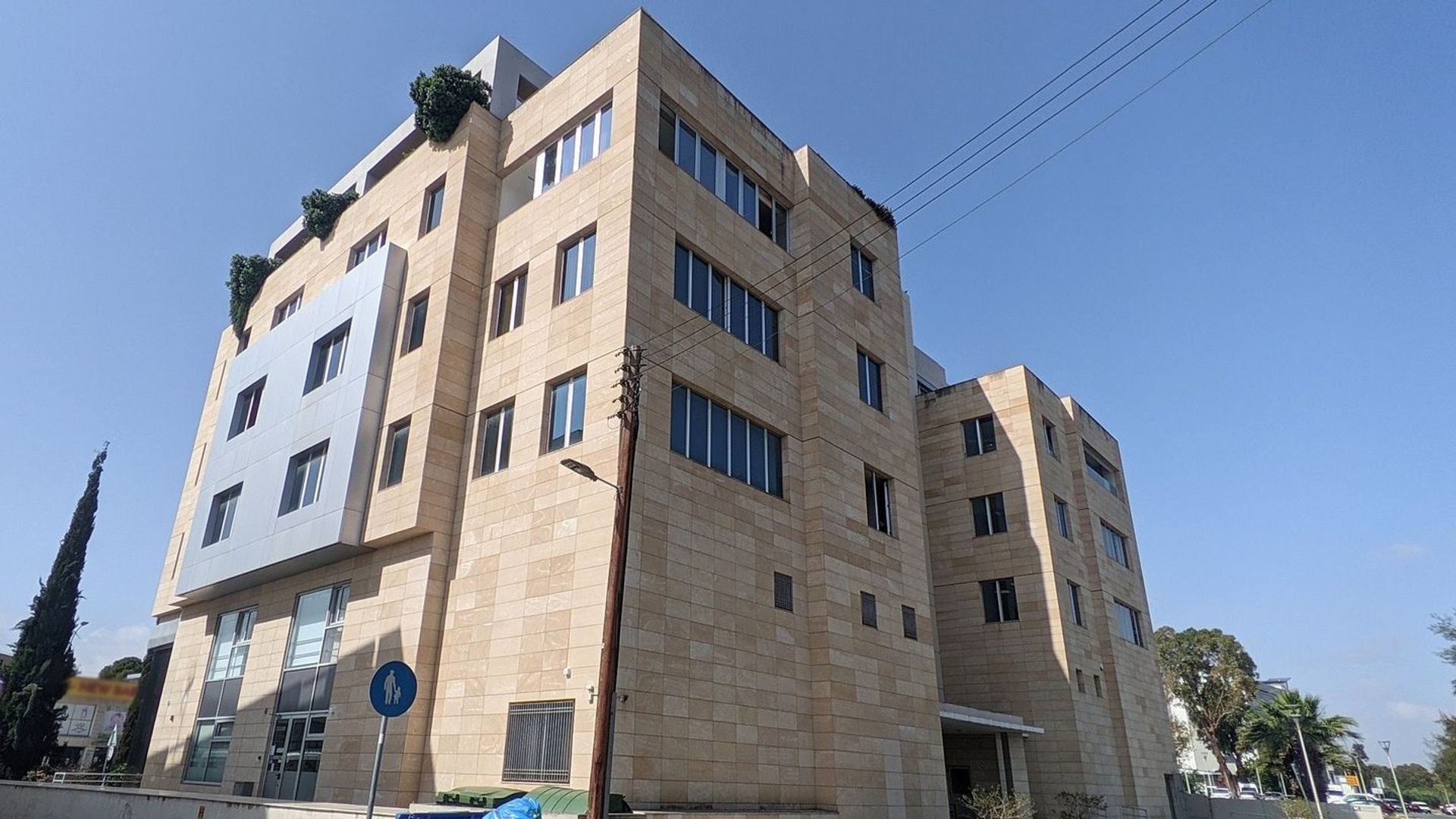 Kantoor in Strovolos, Nicosia 12024899