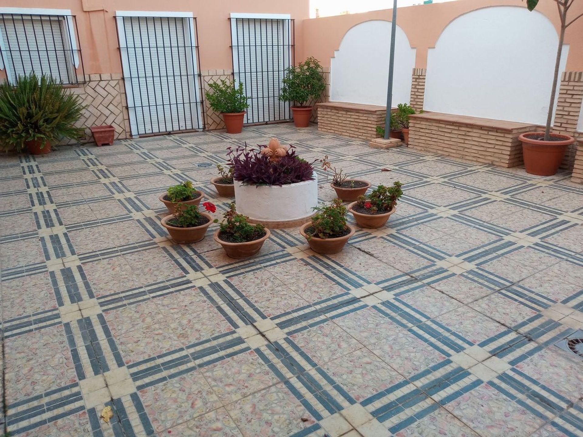 सम्मिलित में Ayamonte, Andalusia 12025004