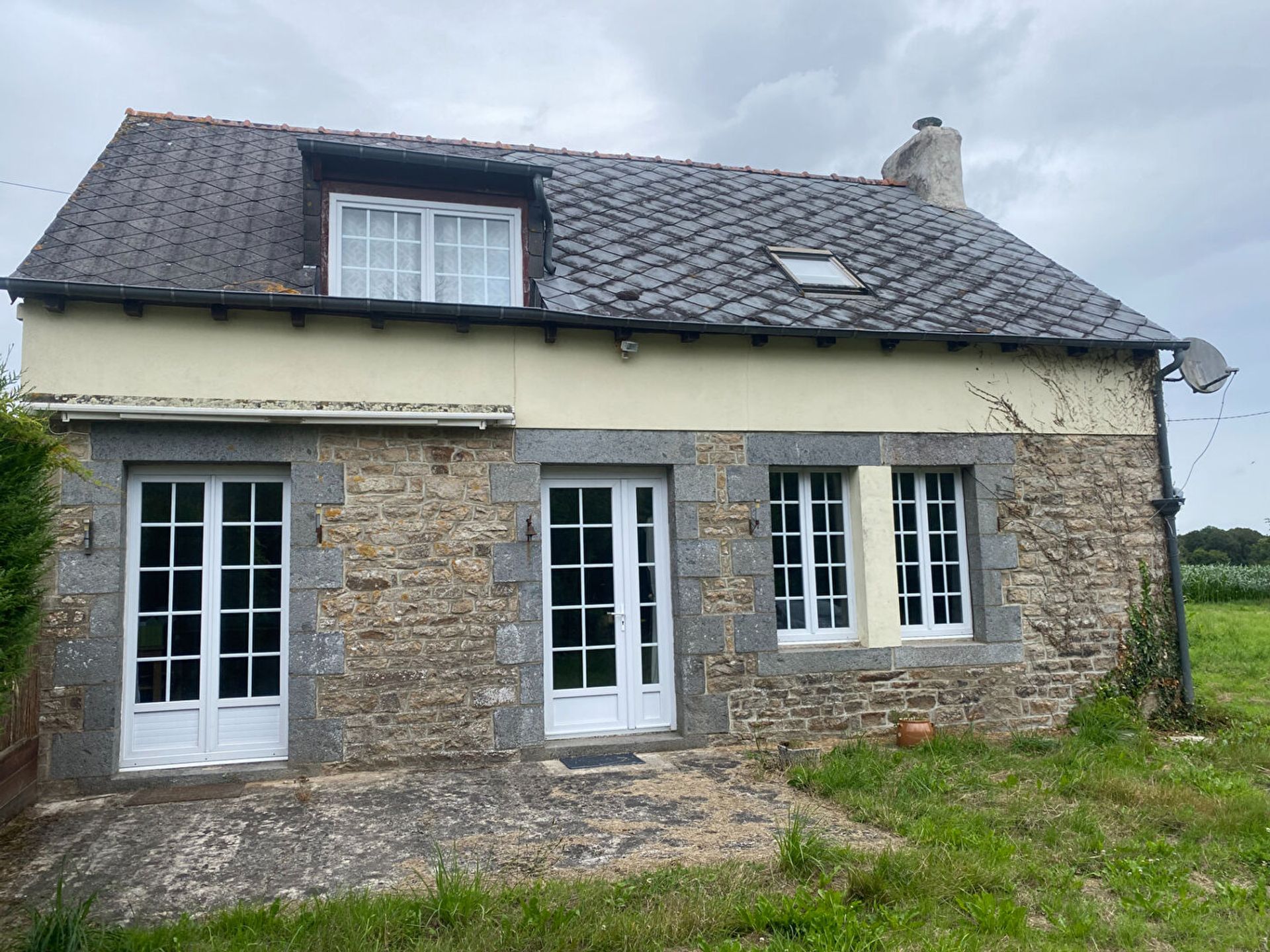 Hus i Merdrignac, Bretagne 12025249