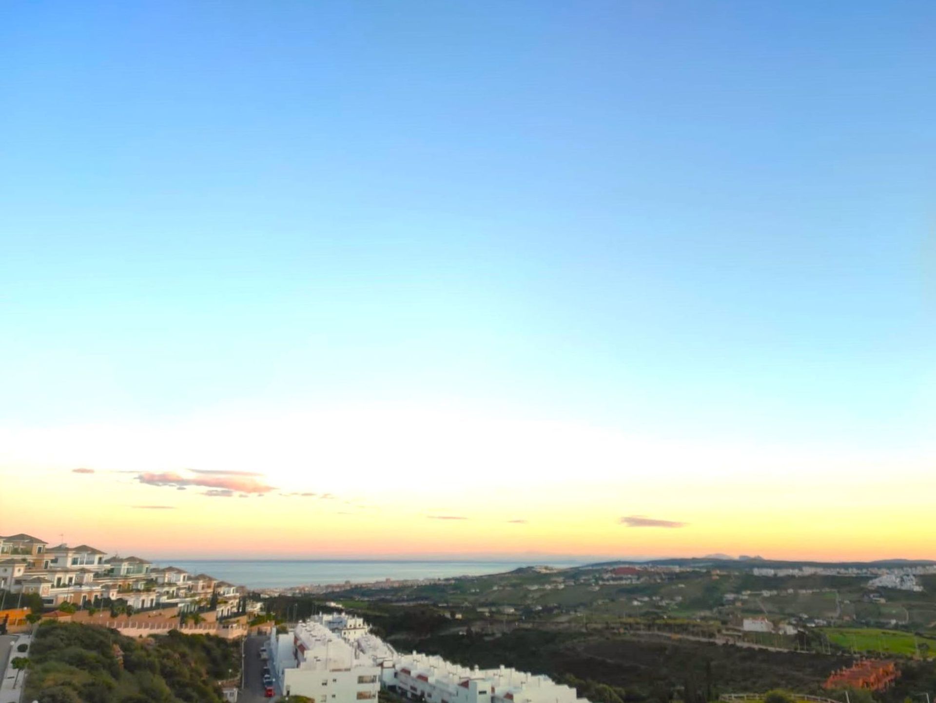 Casa nel Puerto de la Duquesa, Andalusia 12025352