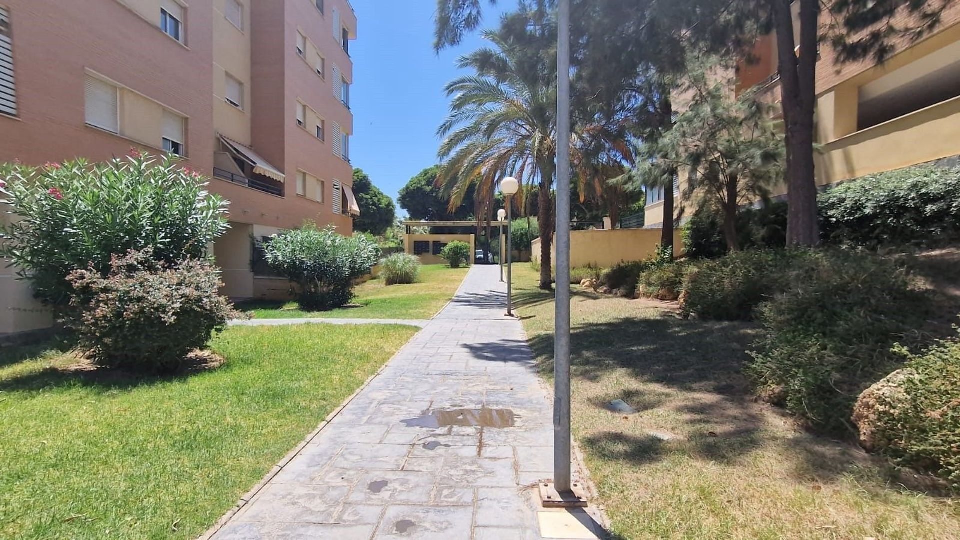 Condominium dans , Andalusia 12025363