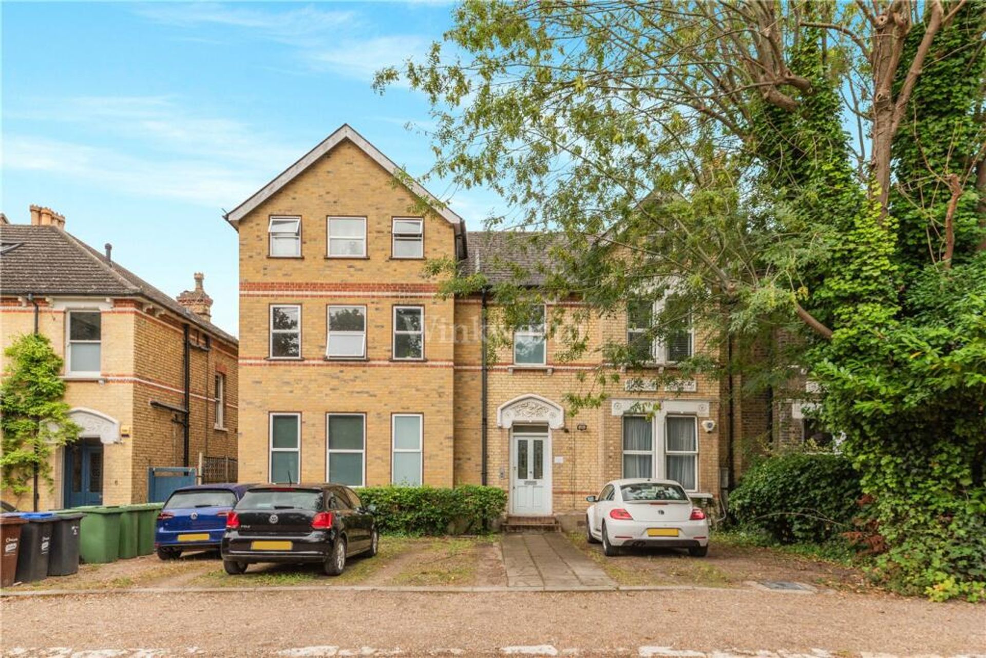 Condominium in Elmers End, Bromley 12025374