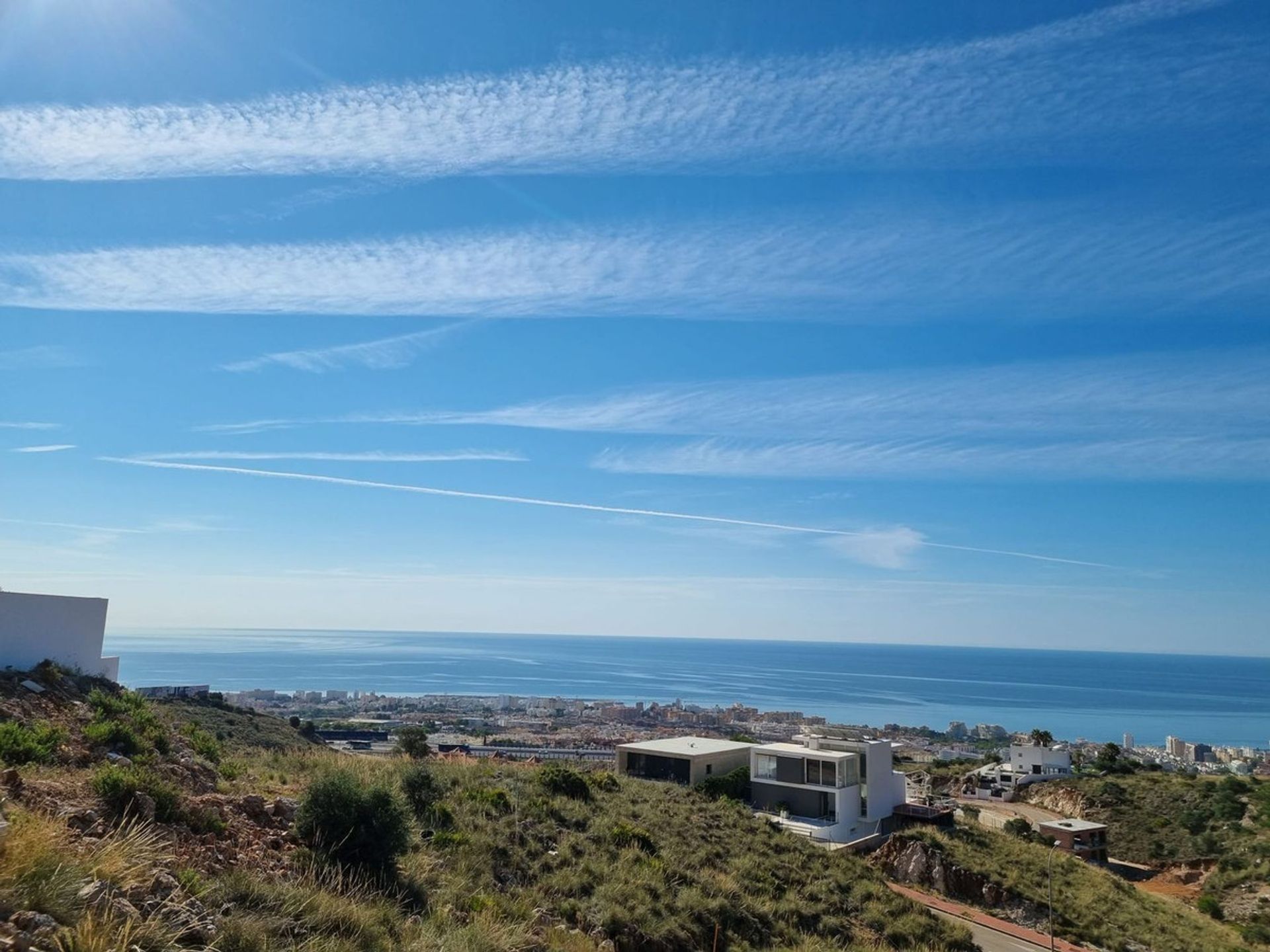 Land in Benalmádena, Andalucía 12025976