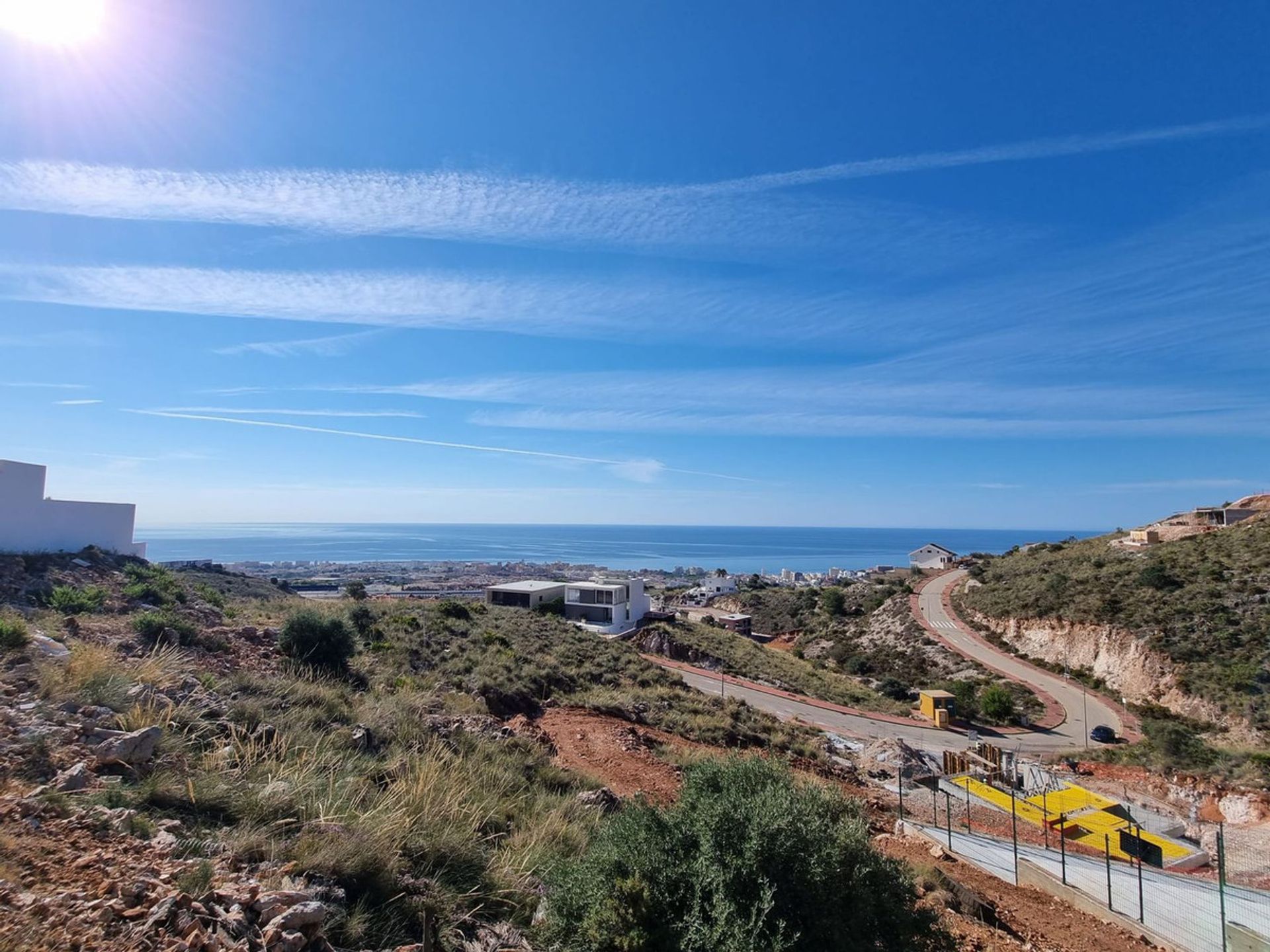 Land in Benalmádena, Andalucía 12025976