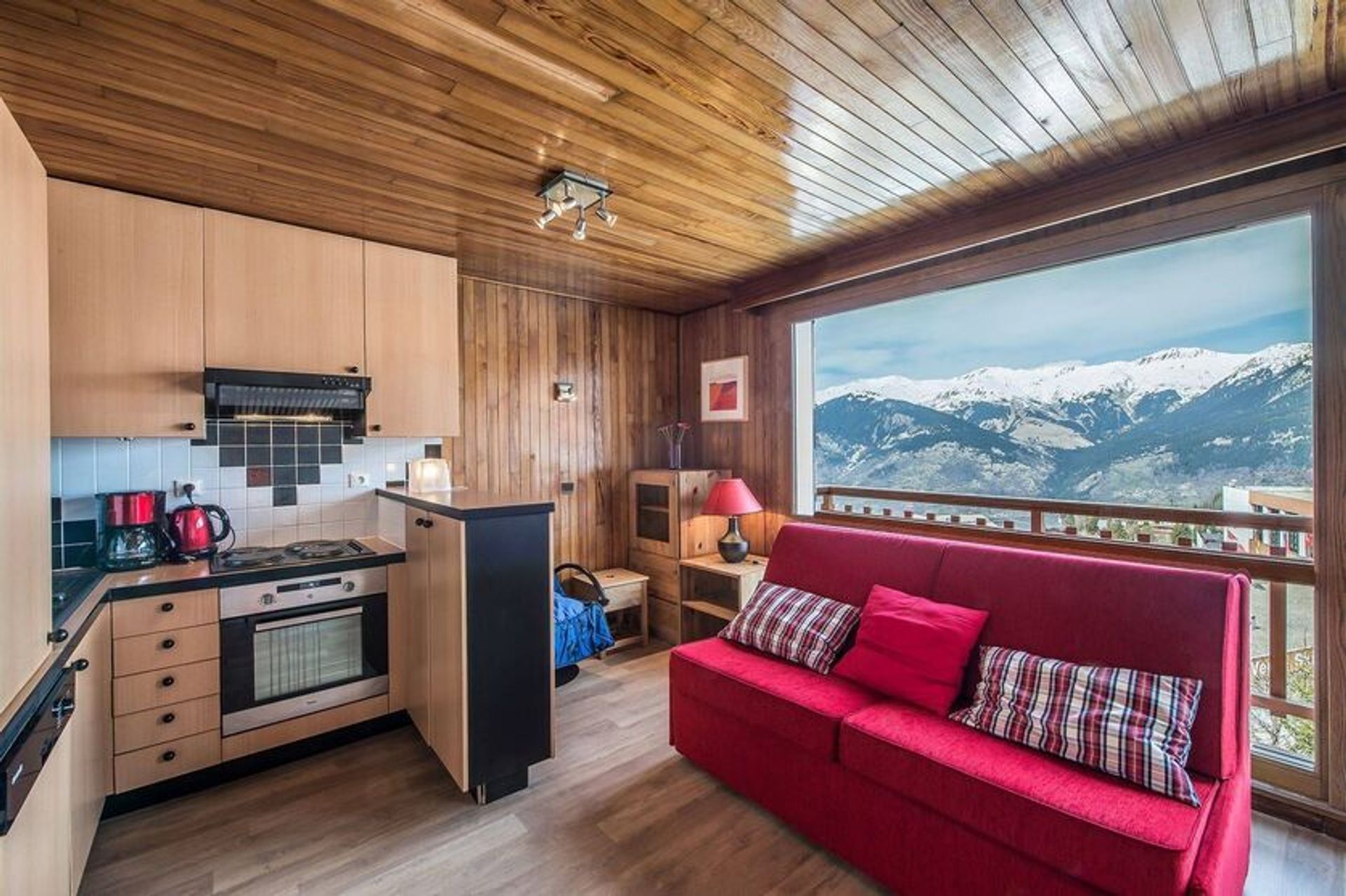 Condominium in Courchevel, Auvergne-Rhône-Alpes 12026305