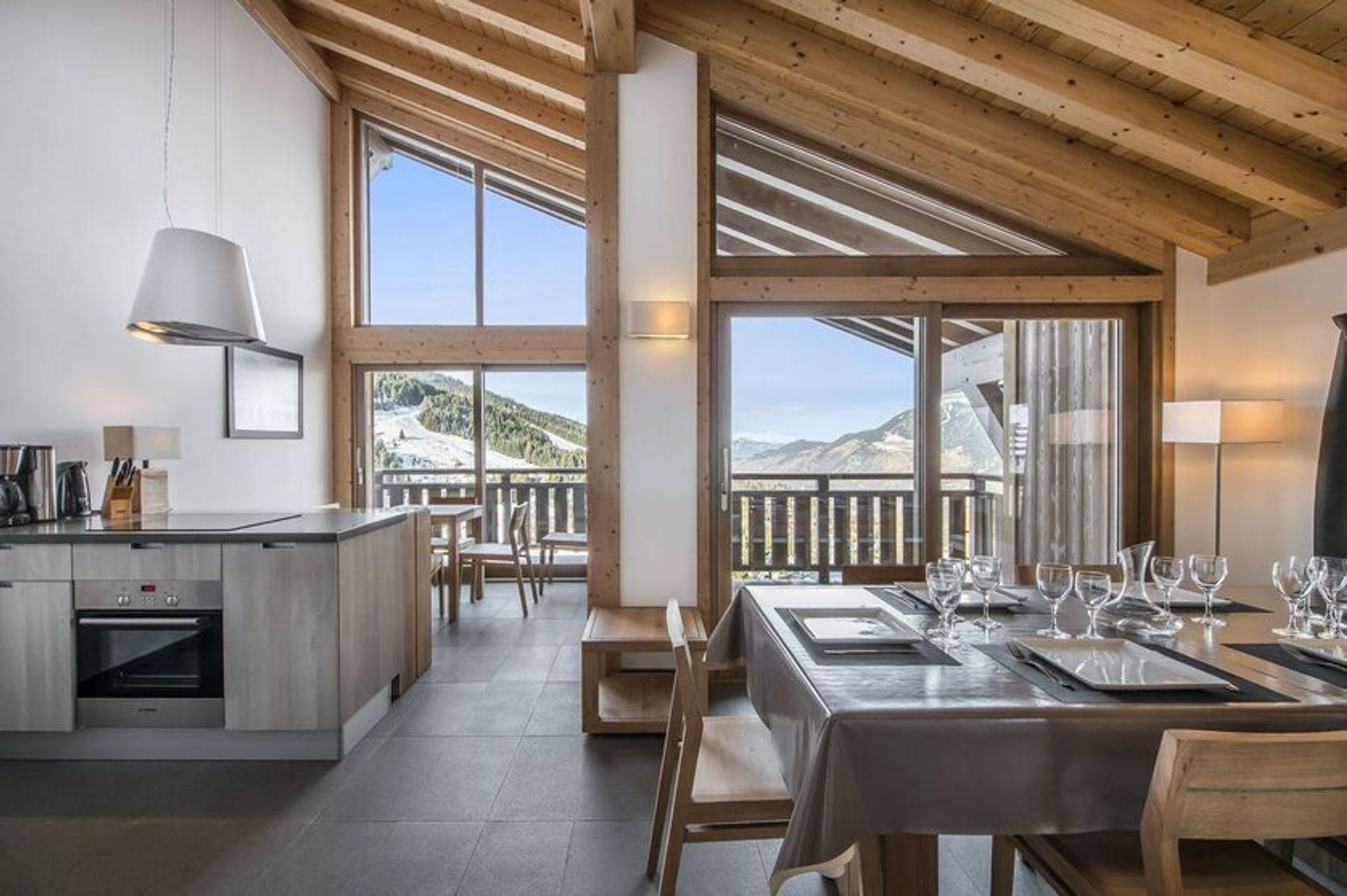 Condominium in Courchevel, Auvergne-Rhône-Alpes 12026313