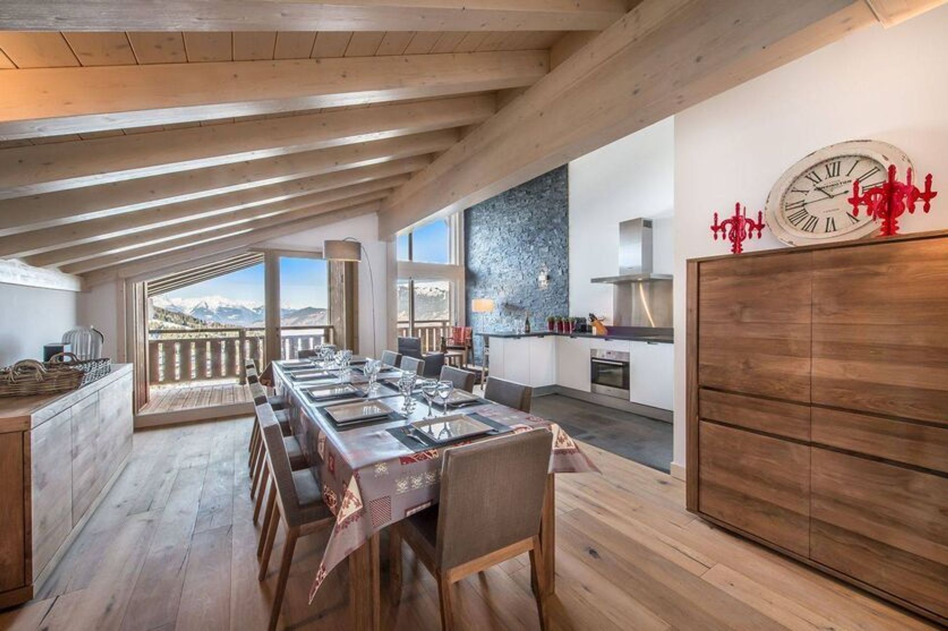 Condominium in Courchevel, Auvergne-Rhône-Alpes 12026314