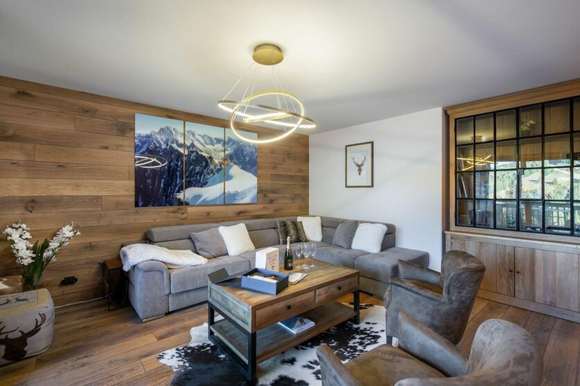 Condominium in Courchevel, Auvergne-Rhône-Alpes 12026321