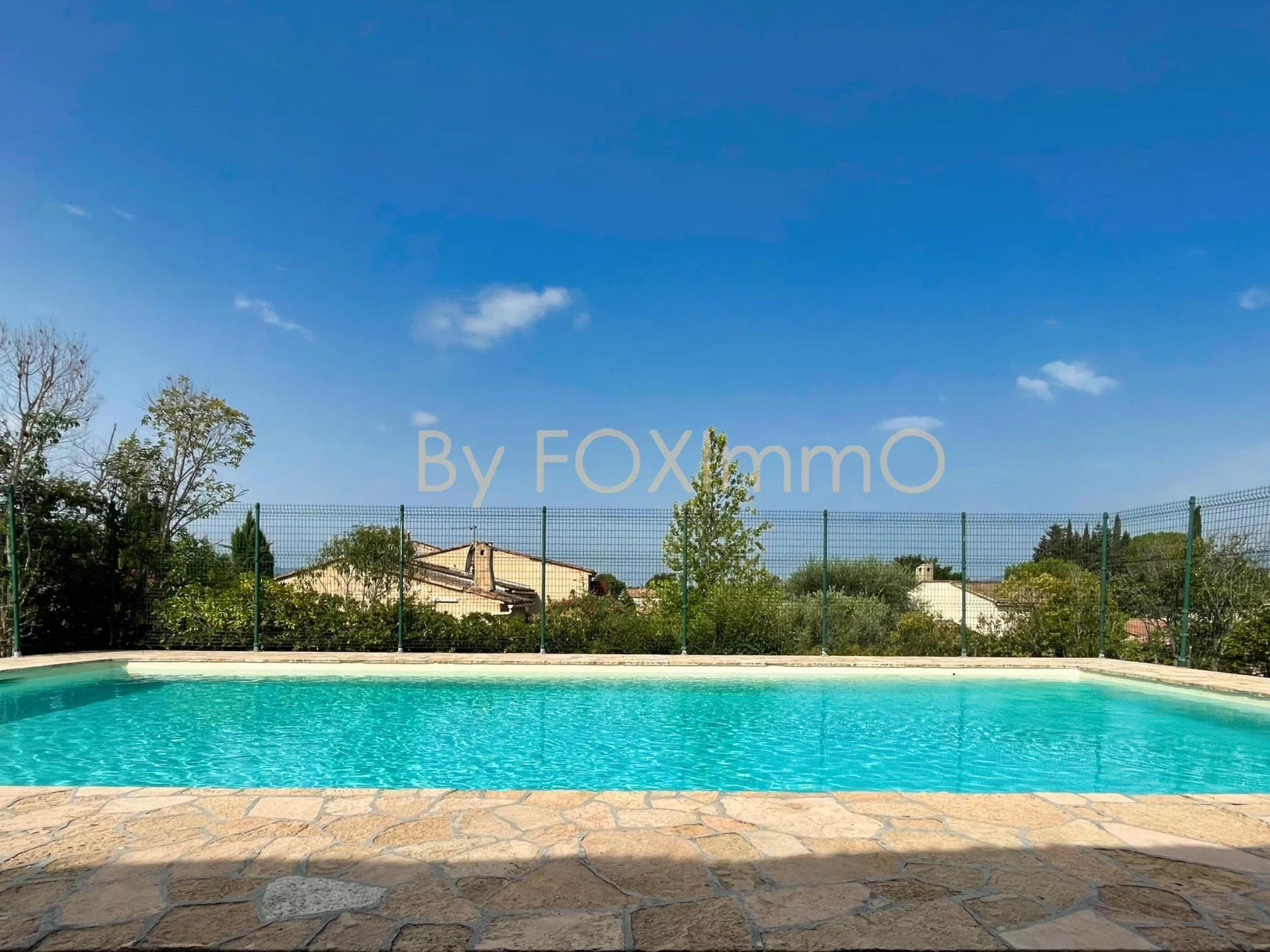 casa en Mouans-Sartoux, Provenza-Alpes-Costa Azul 12026619