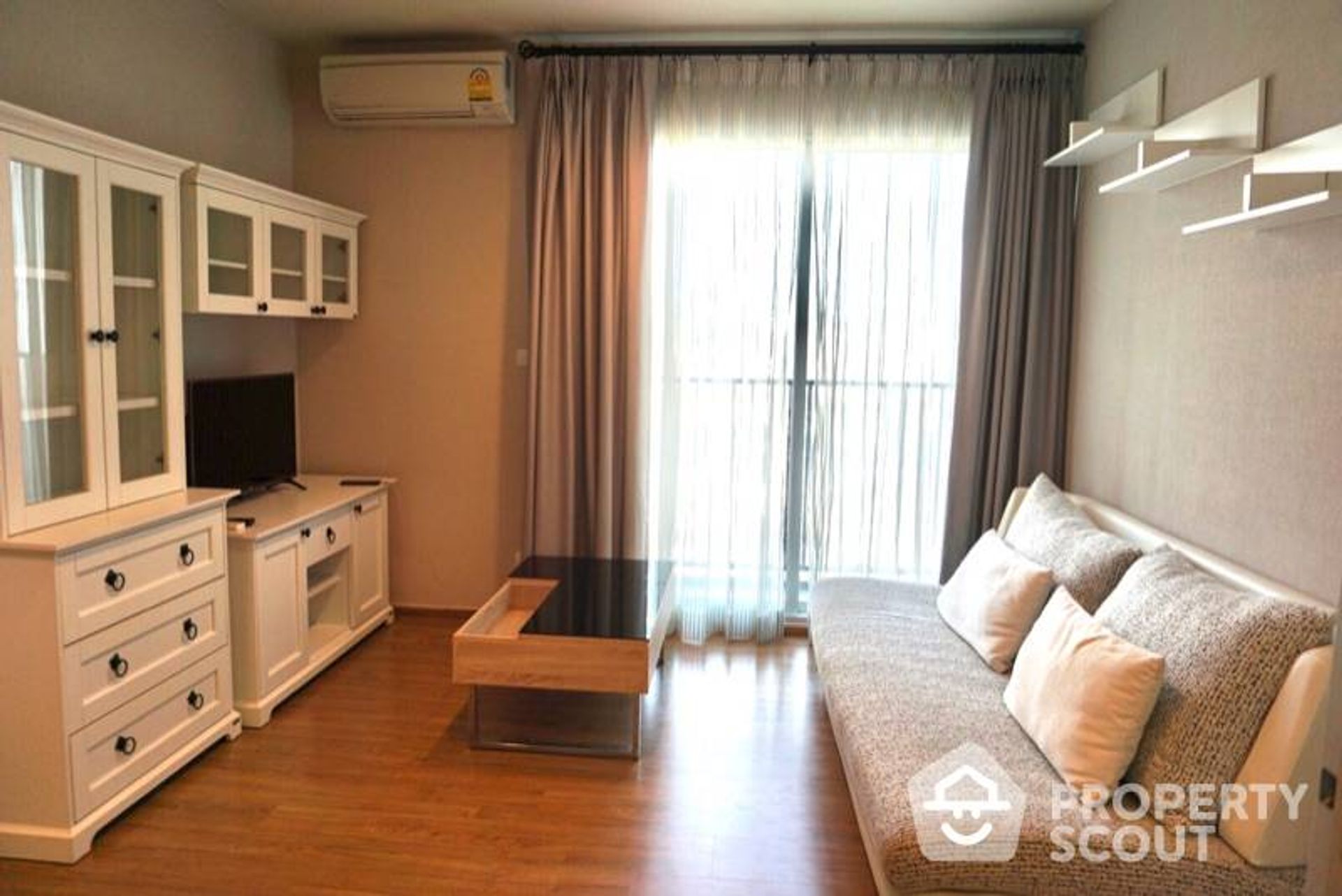 Condominium in Sathon, Krung Thep Maha Nakhon 12026778