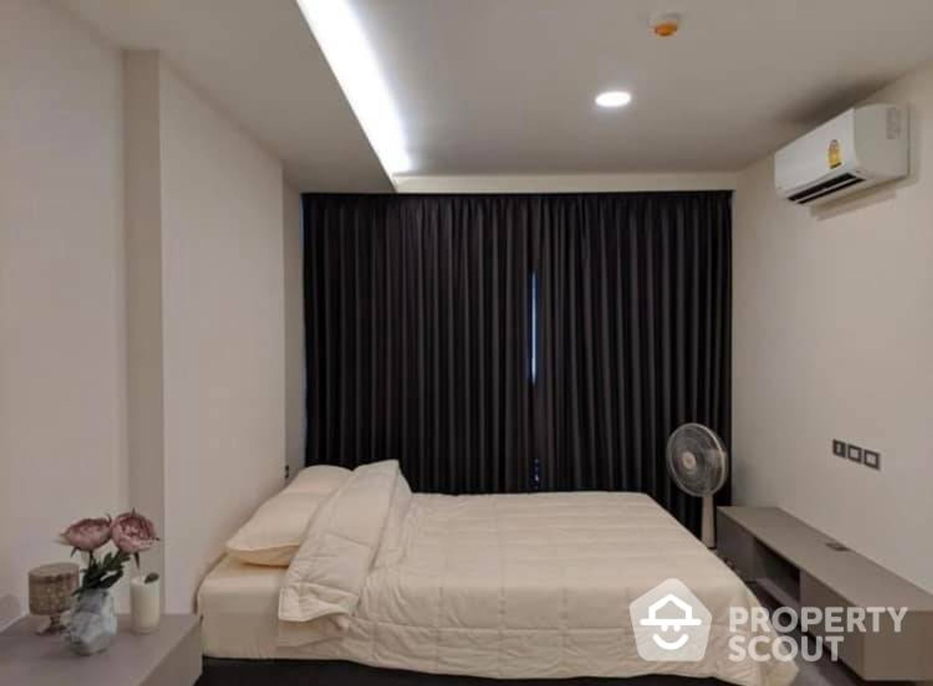 Condominio en Khlong Toei, Krung Thep Maha Nakhon 12028338