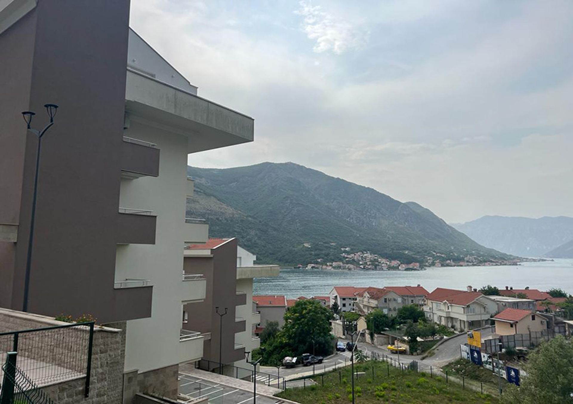 公寓 在 Kotor, Kotor Municipality 12029008