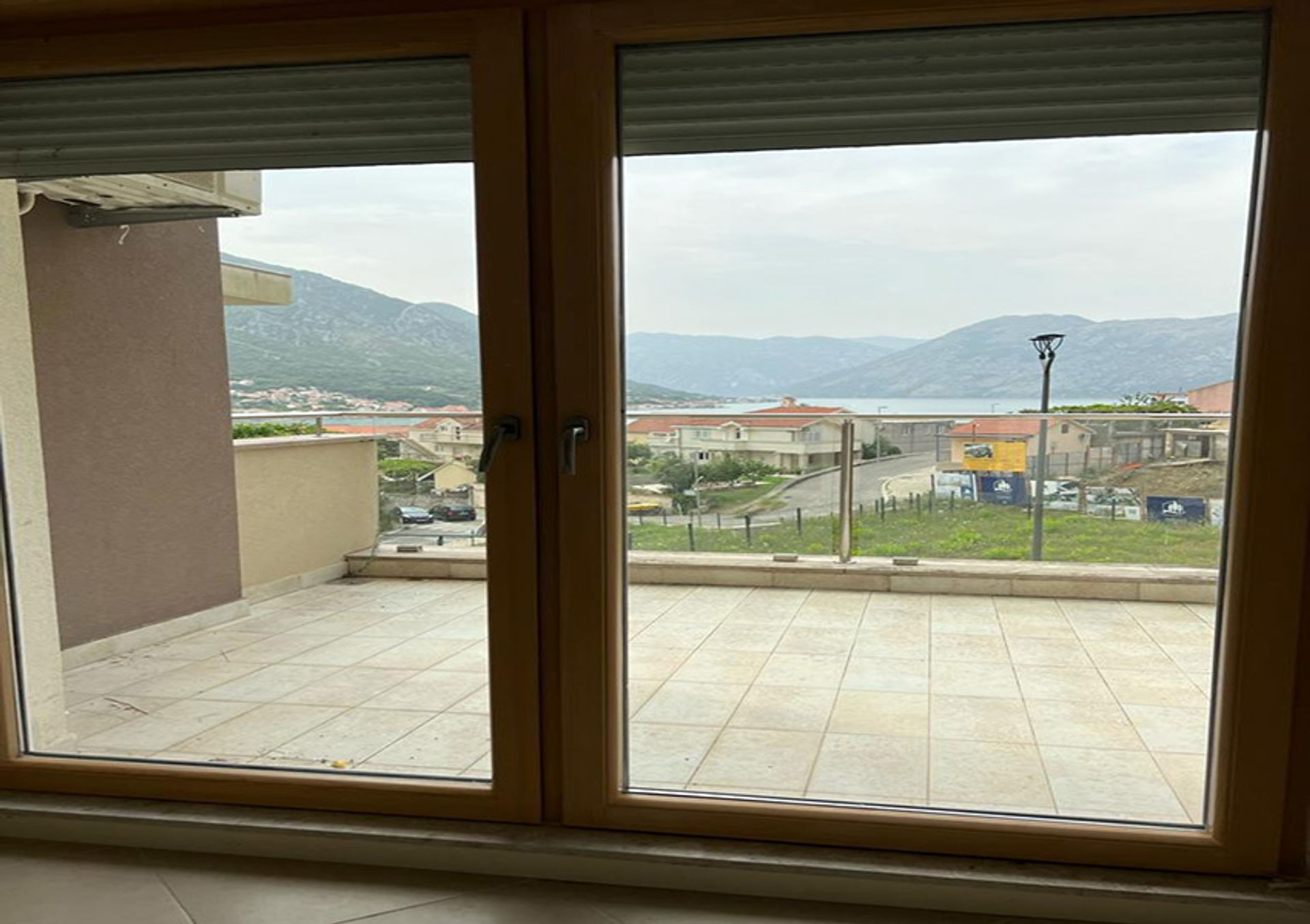 Condominio en Kotor, Kotor Municipality 12029009