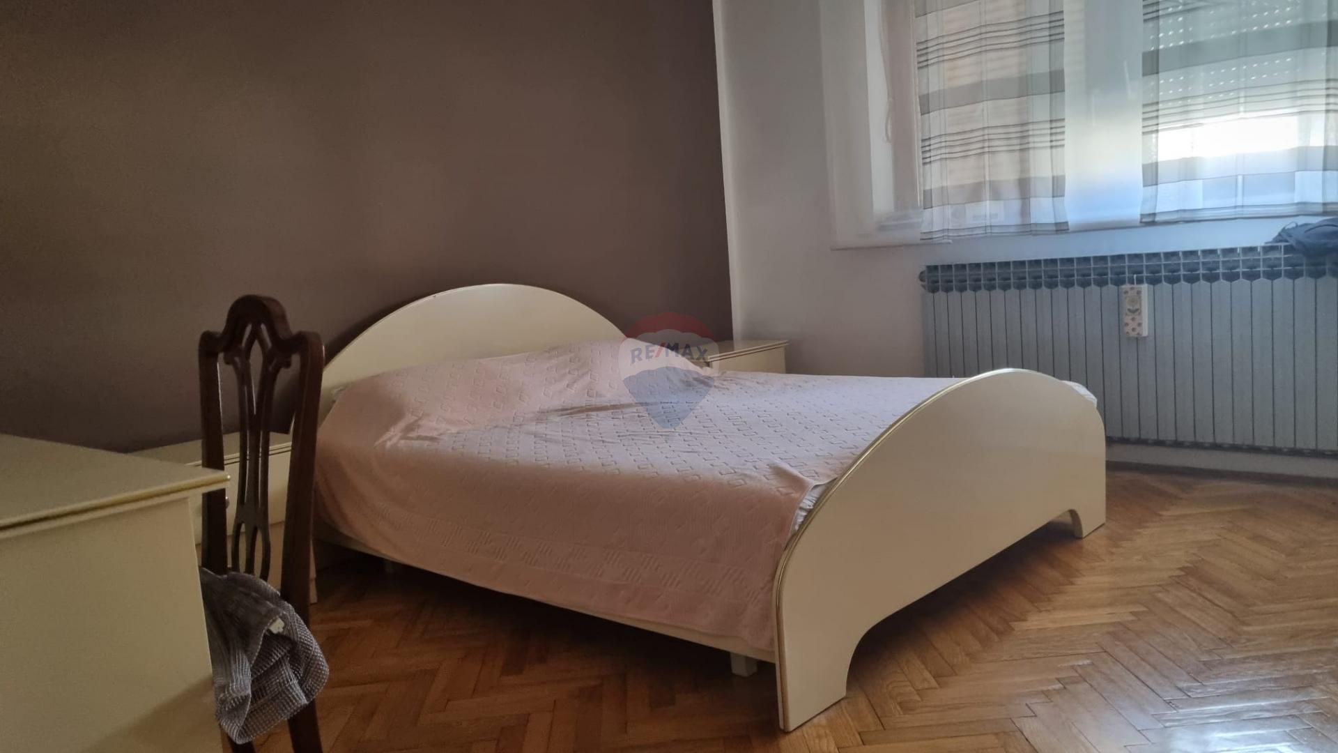 Huis in Resnik, Zagreb, Grad 12030994