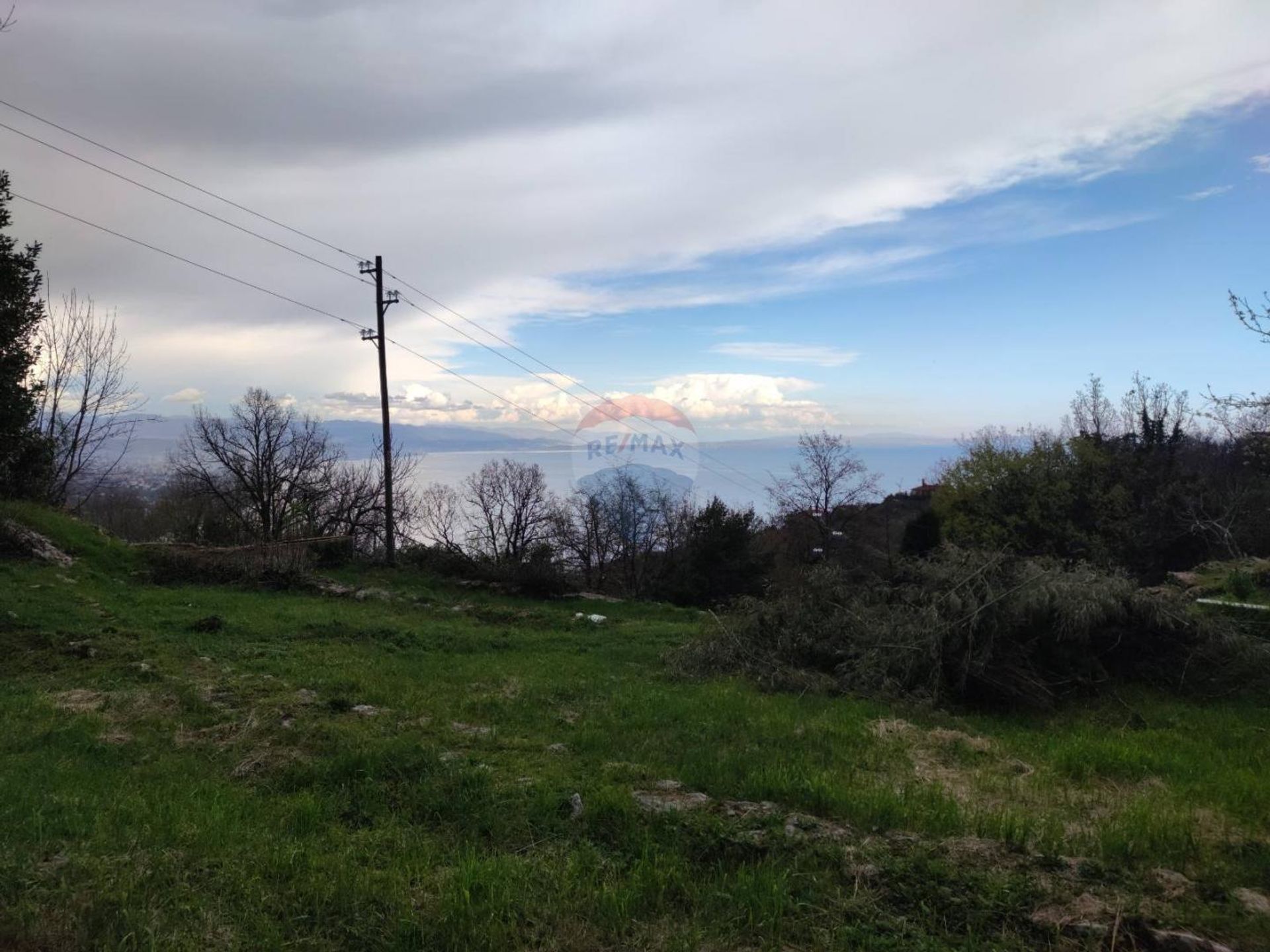 土地 在 奥帕蒂亚, 滨海边疆区-山区祖帕尼娅 12031389