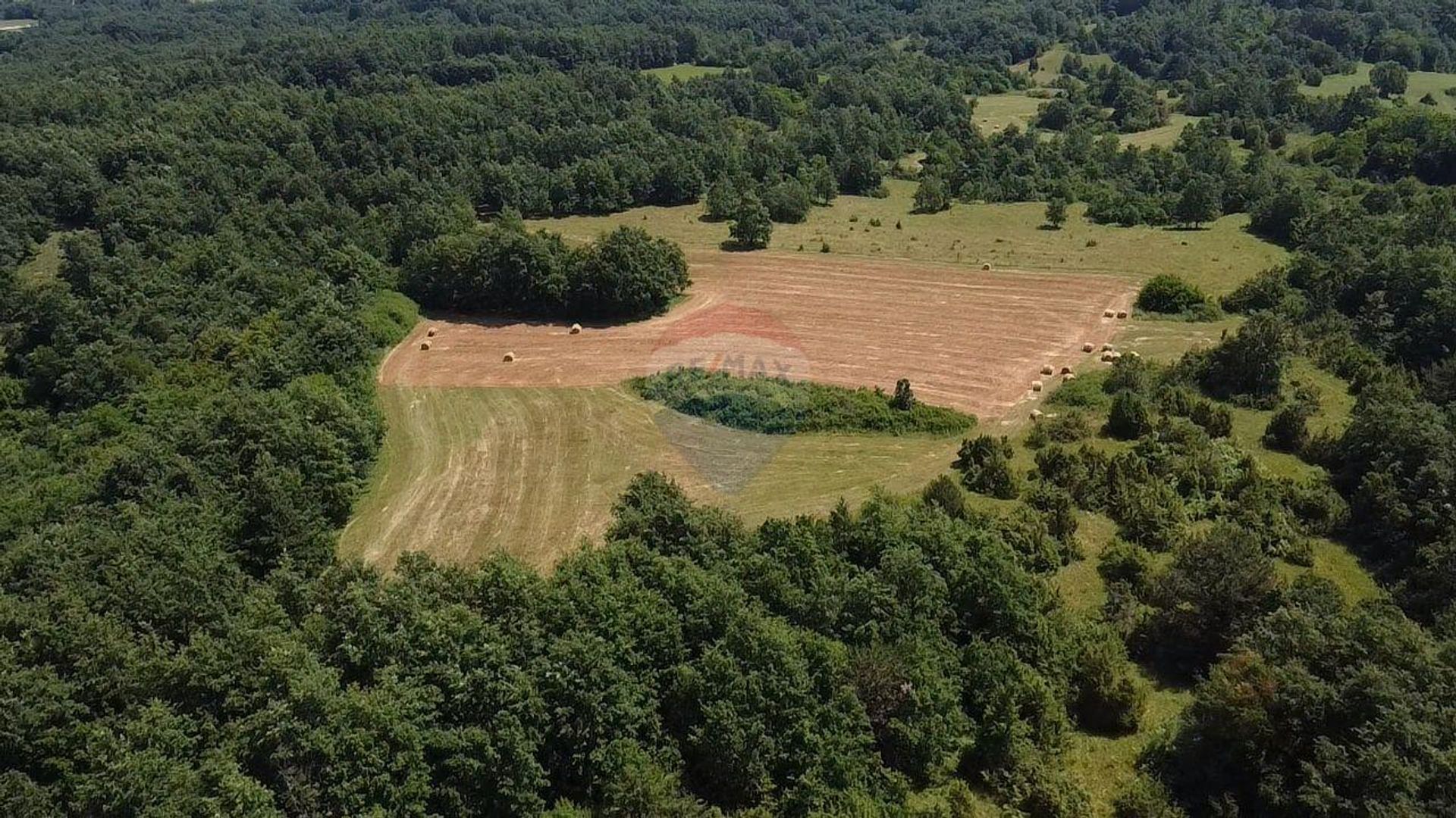 Land in Žminj, Istarska županija 12031464