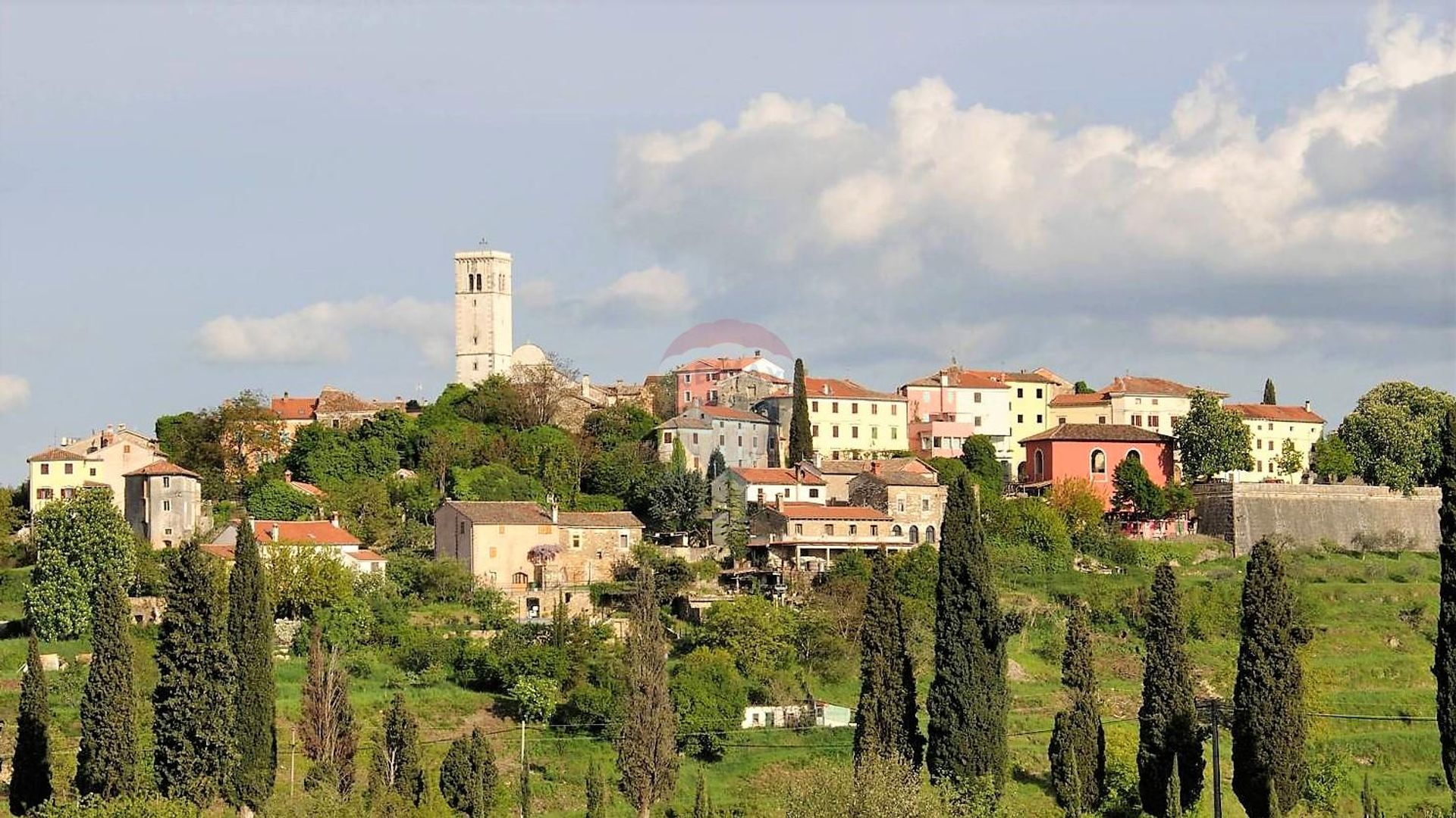 Terre dans Oprtalj, Istarska županija 12032504