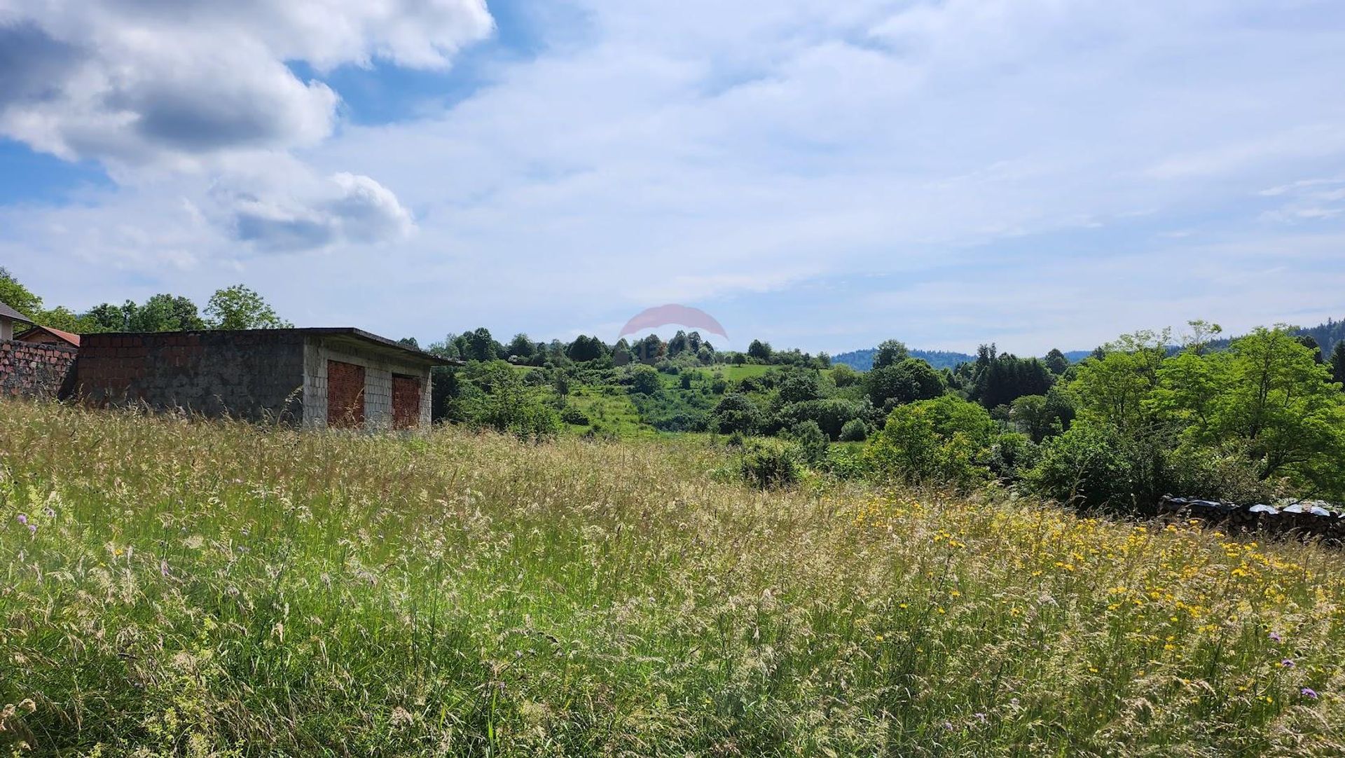 土地 在 Moravice, Primorsko-goranska županija 12032509